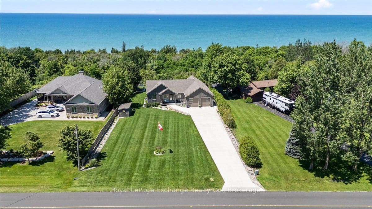 810 Lake Range Drive photo 1