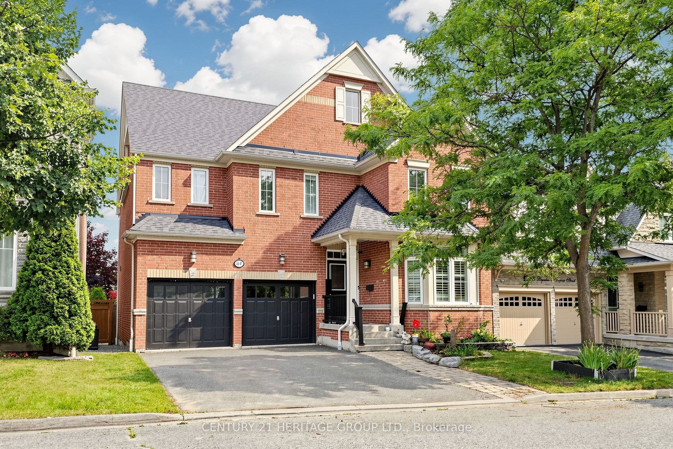 27 Byram Downs Street photo 1
