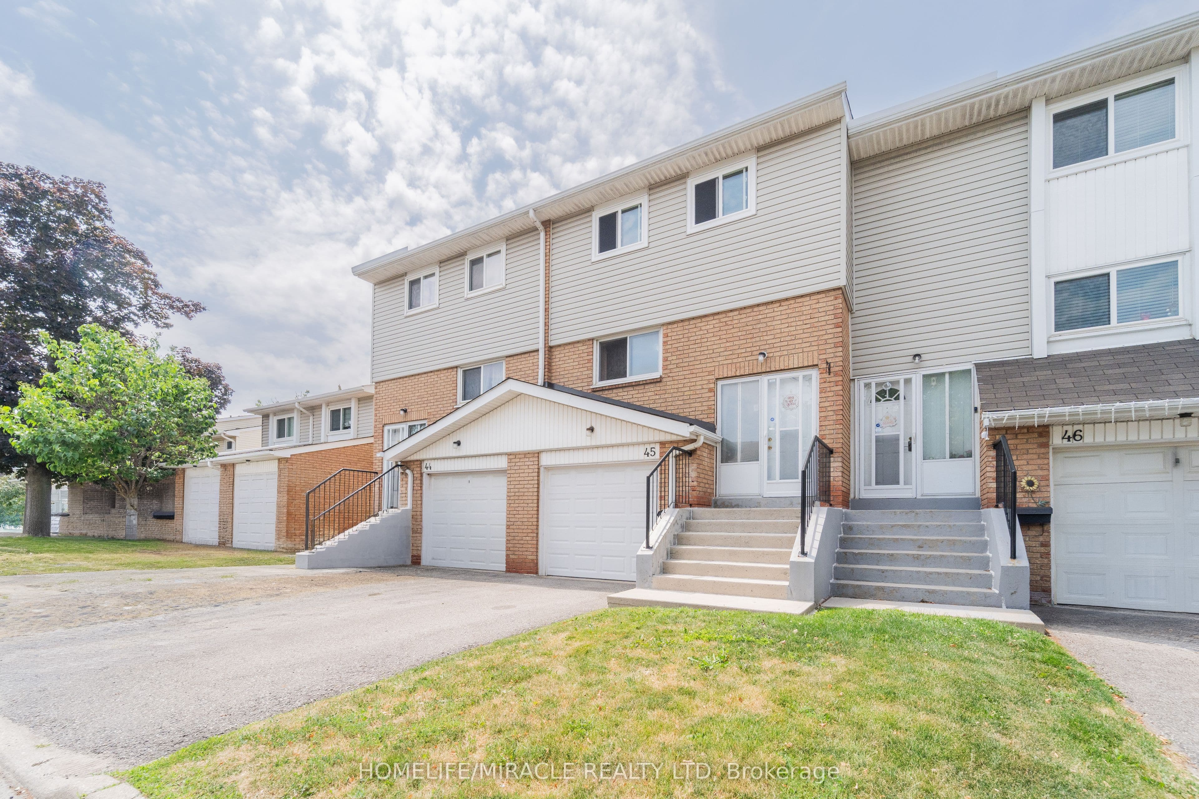 45 Lincoln Court photo 1