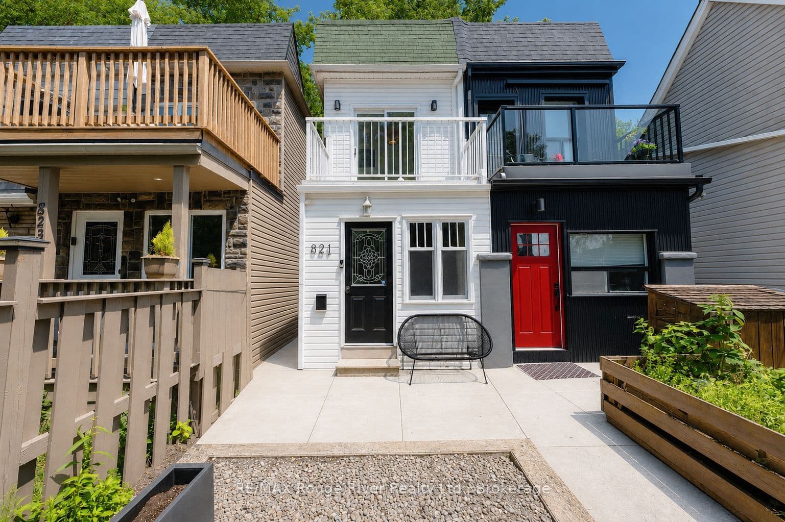 821 Craven Road photo 1