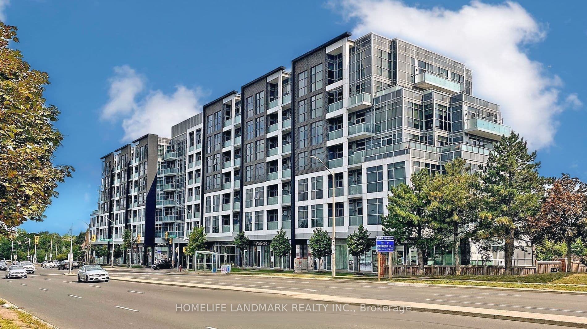 Unit 701 8763 Bayview Avenue photo 1