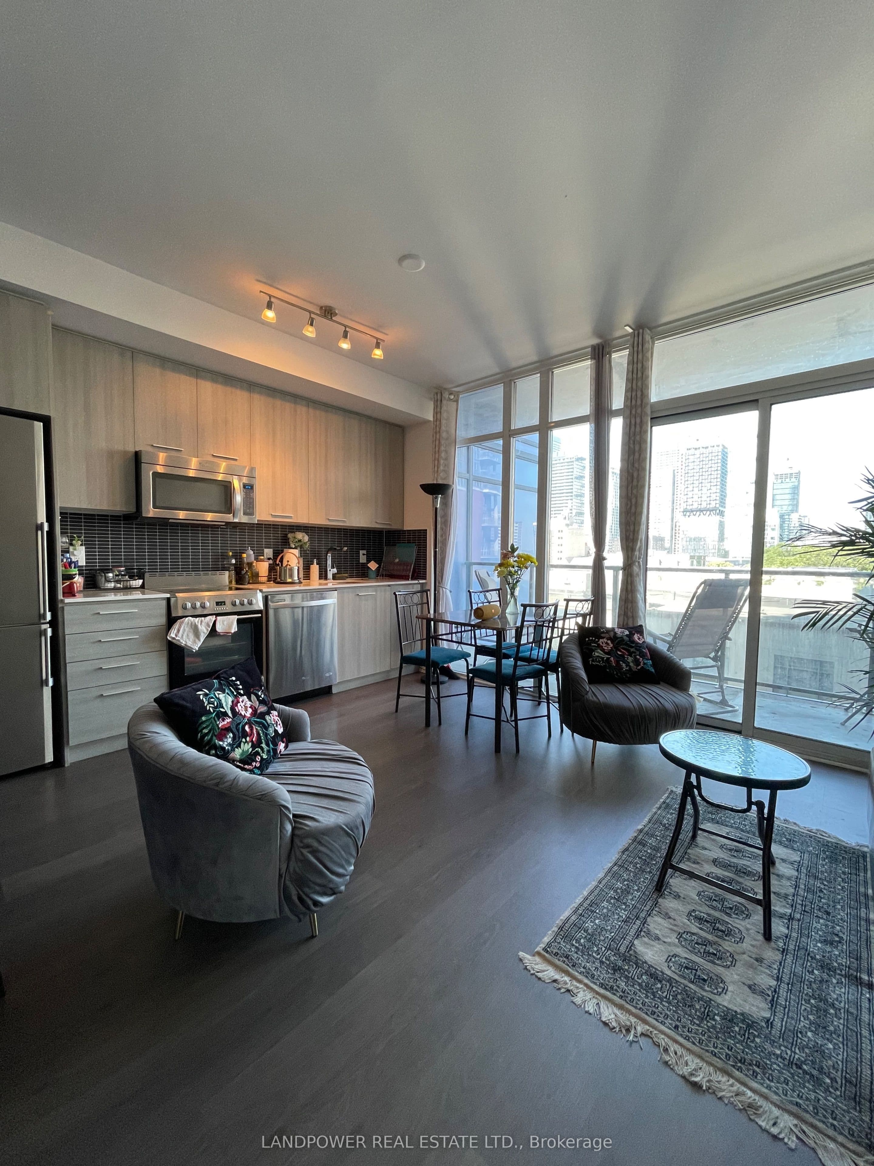 Unit 514 105 George Street photo 1