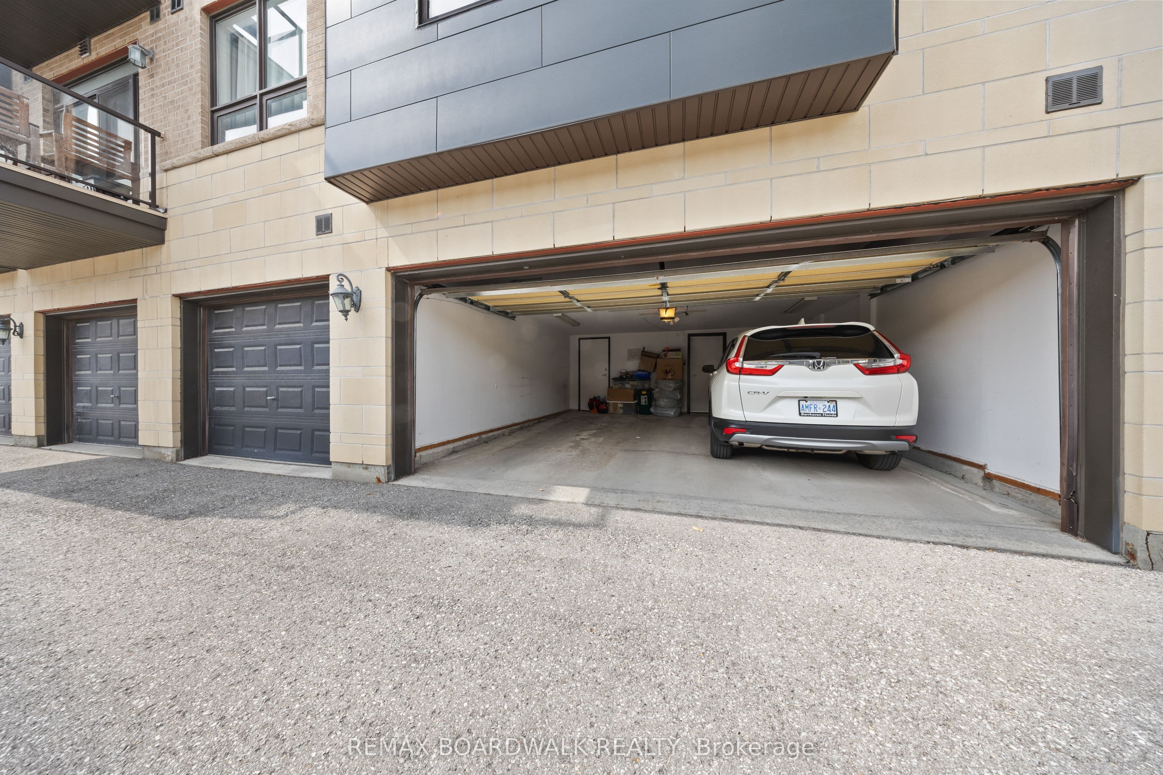 Unit 302 760 Chapman Mills Drive photo 1