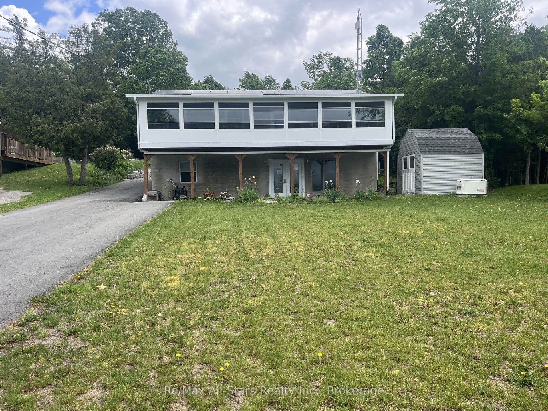 851 Cedar Glen Road photo 1