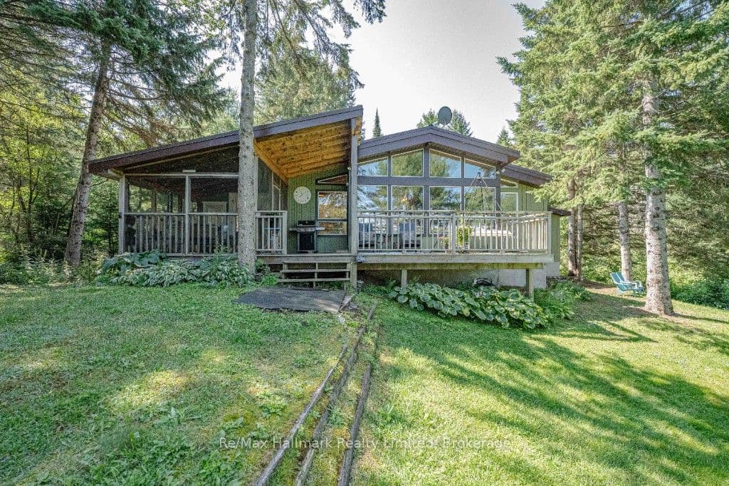 199 Bonnell Road photo 1