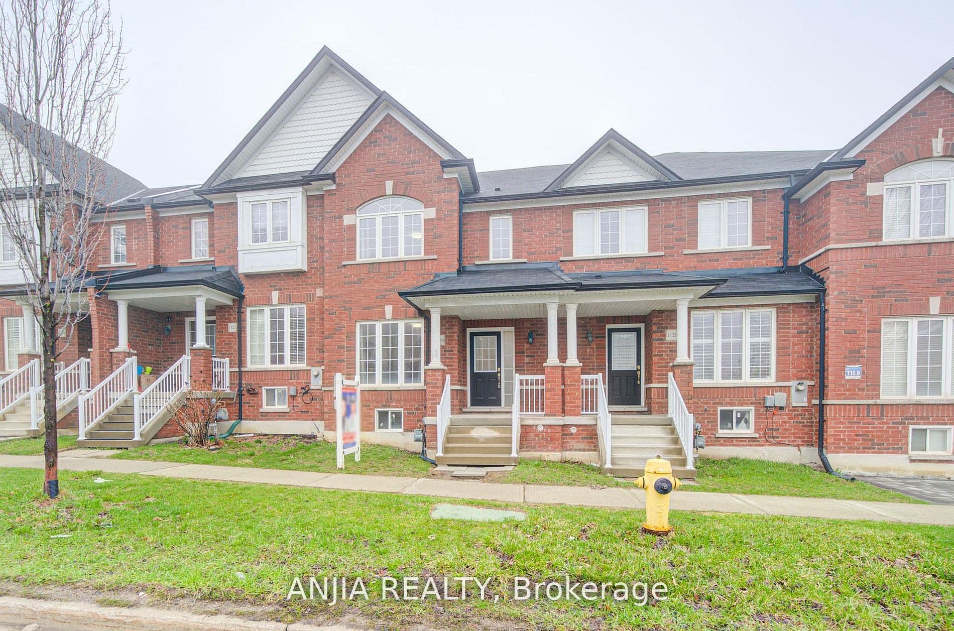 1124 Bur Oak Avenue photo 1
