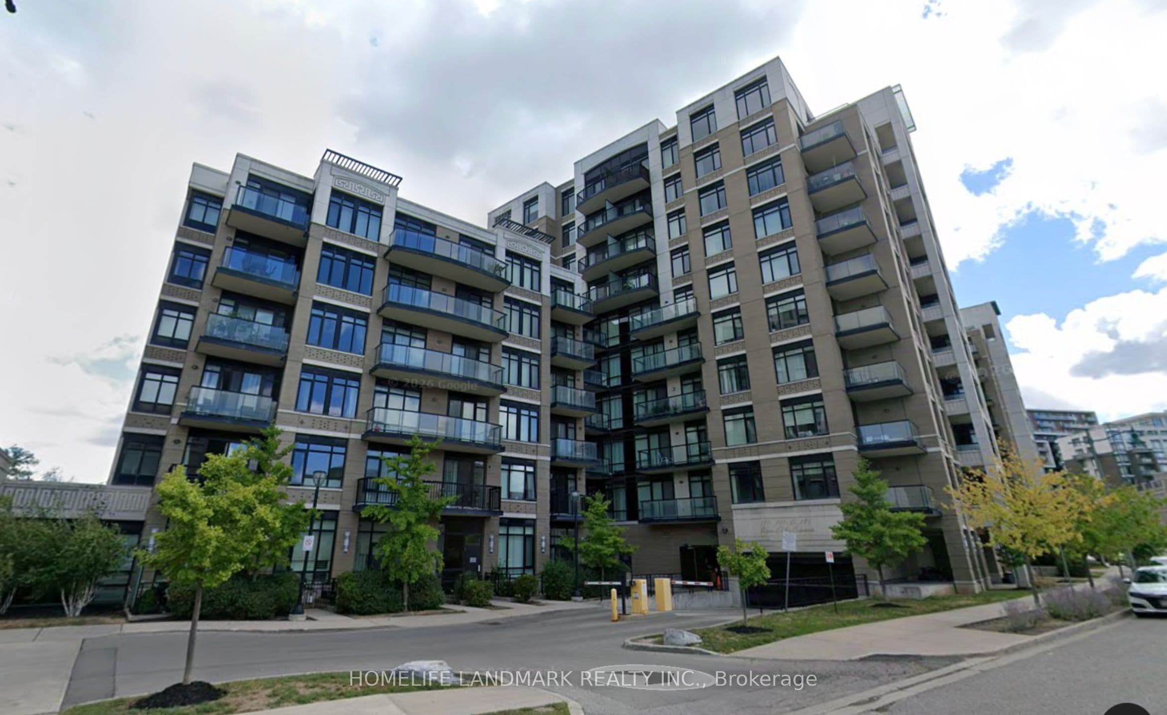 Unit 905 111 Upper Duke Crescent photo 1