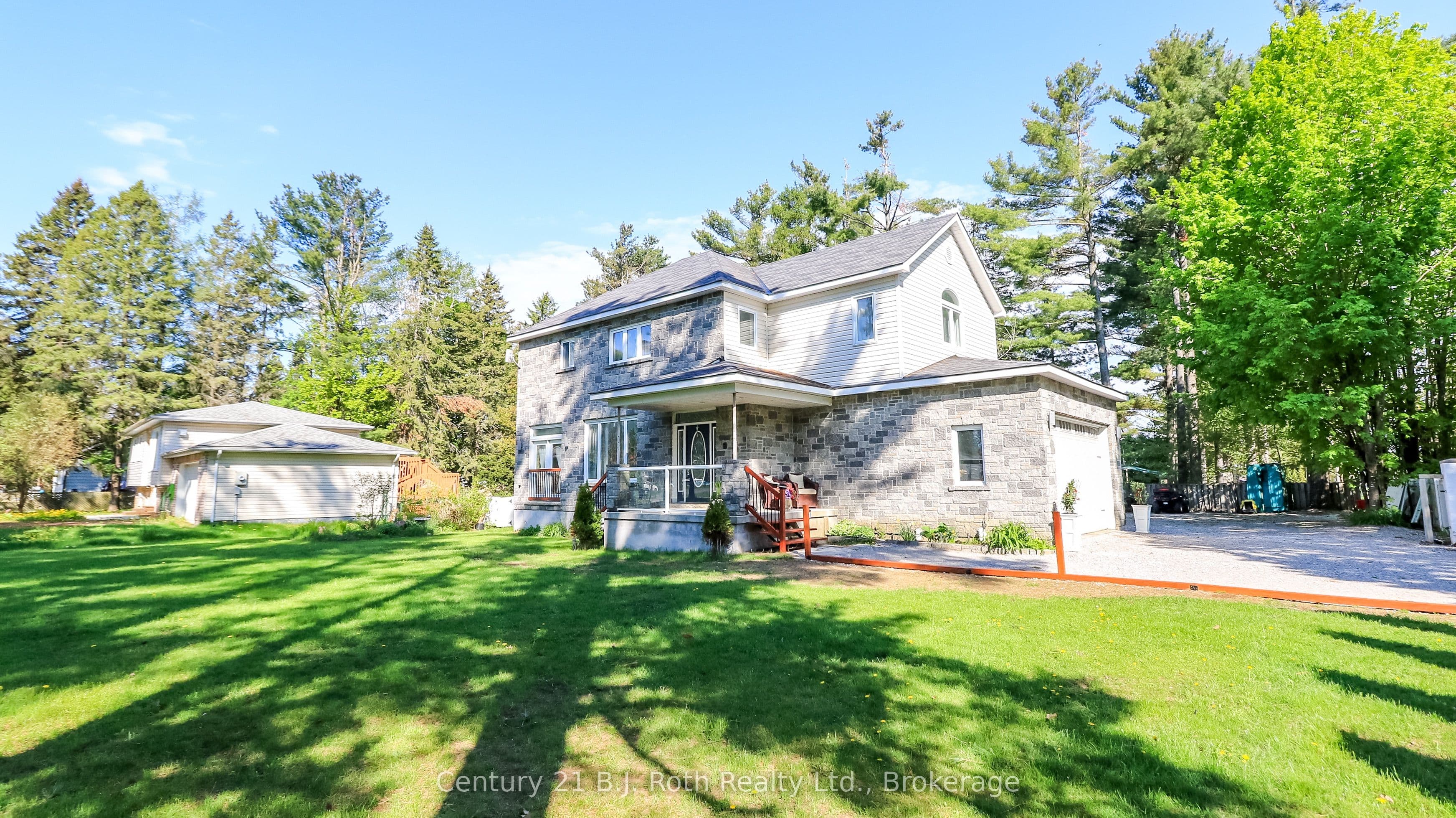 3276 Turnbull Drive photo 1
