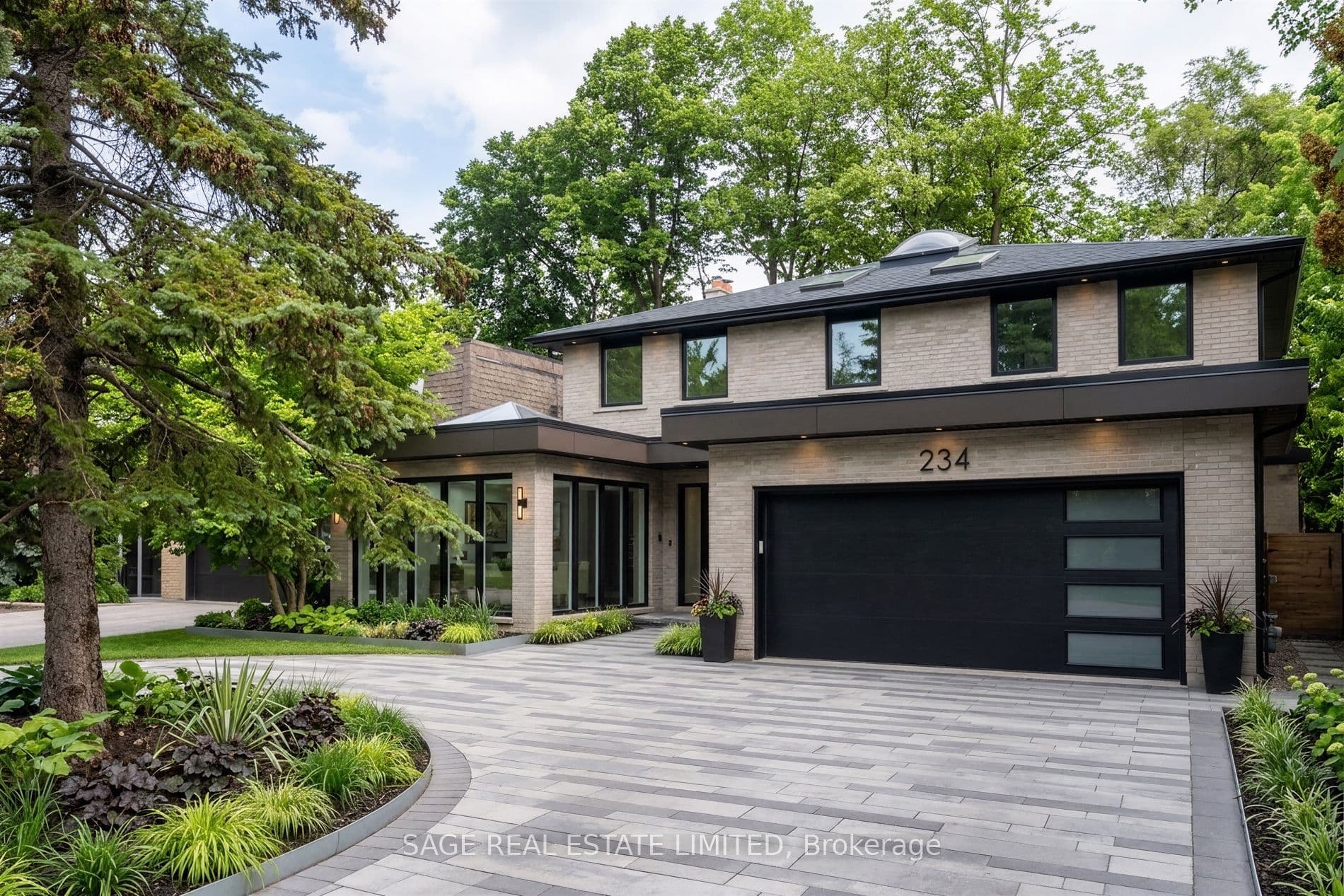 234 York Mills Road photo 1