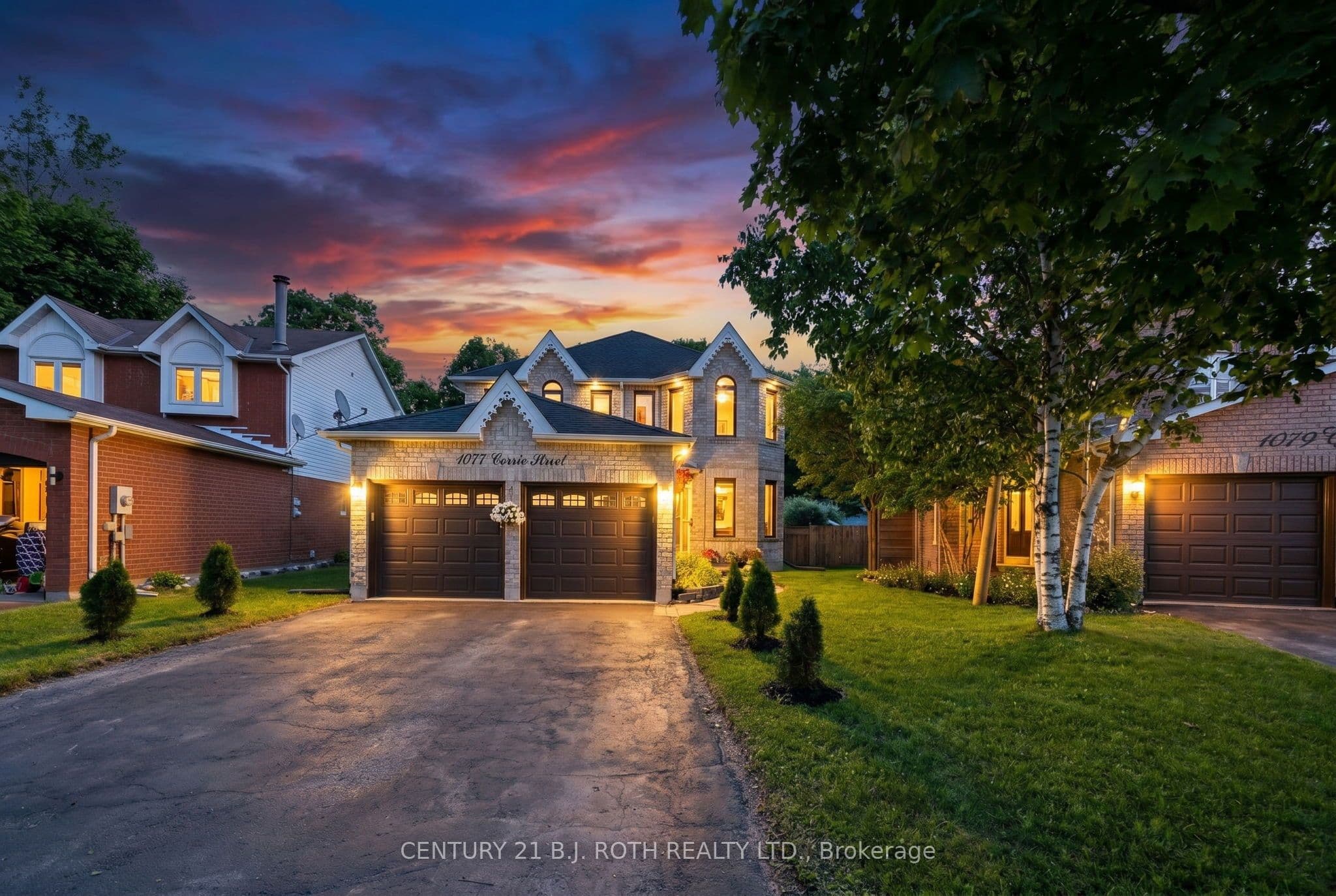 1077 CORRIE Street photo 1