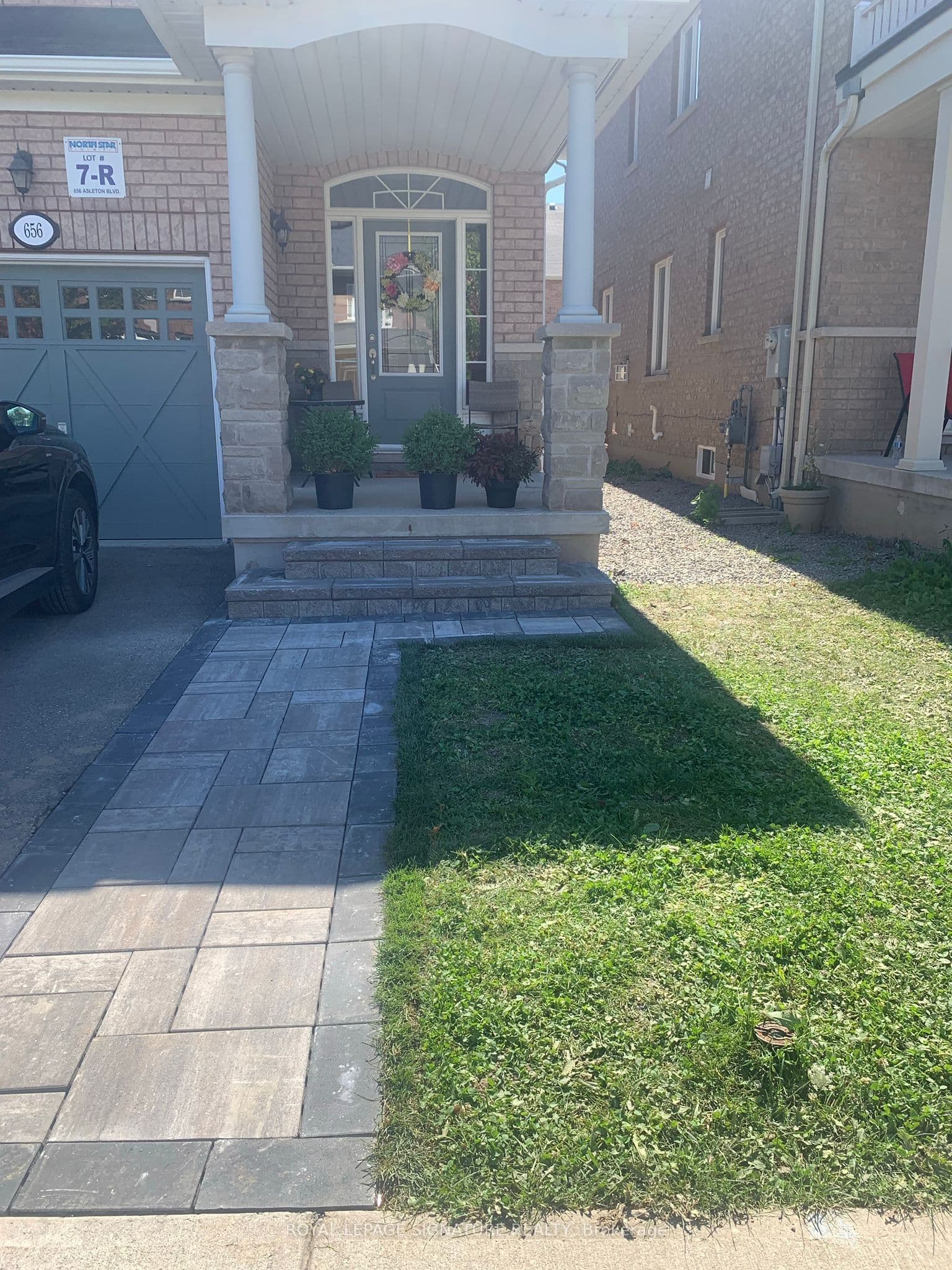 656 Asleton Boulevard photo 1