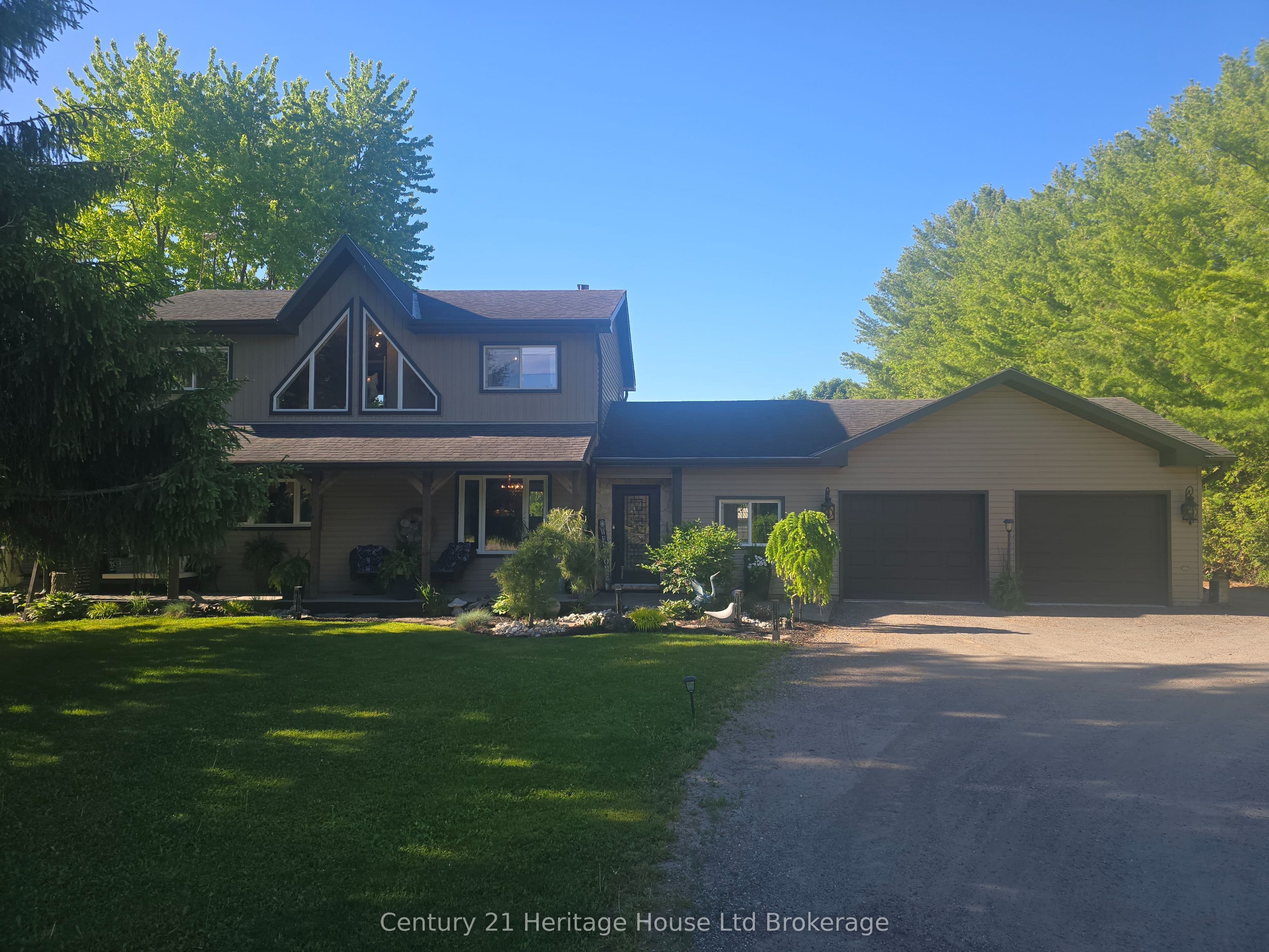 545228 Pattullo Avenue photo 1