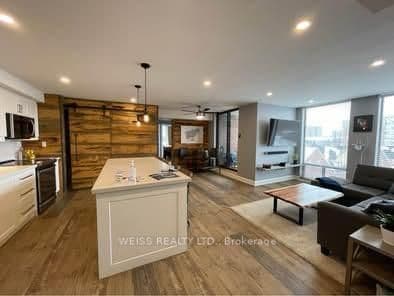 Unit 501 1530 Pickering Parkway photo 1