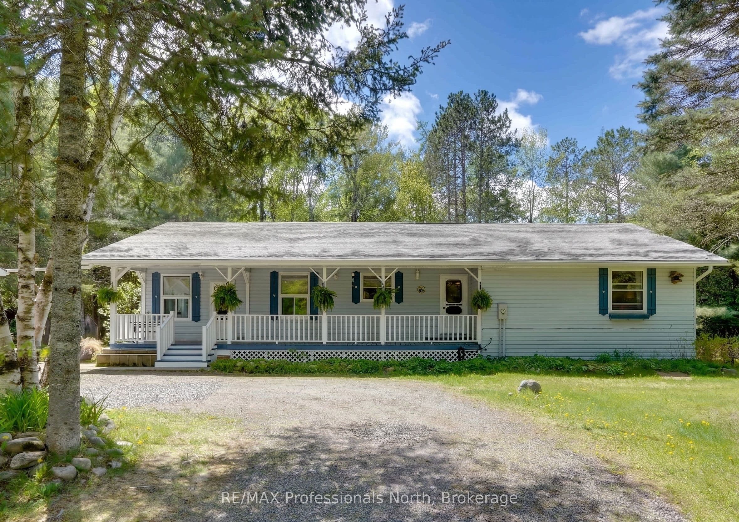 2593 Brunel Road photo 1