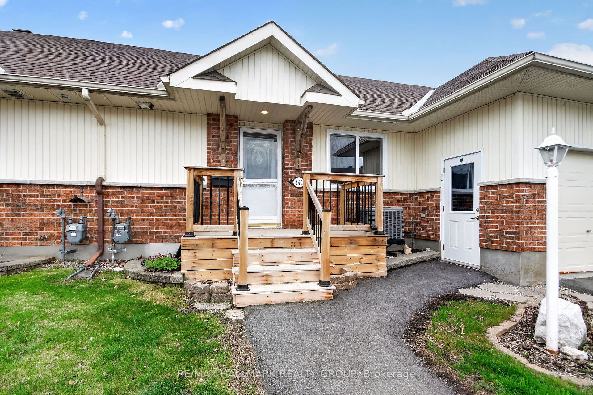 341 Chestnut Green Private N/A photo 1