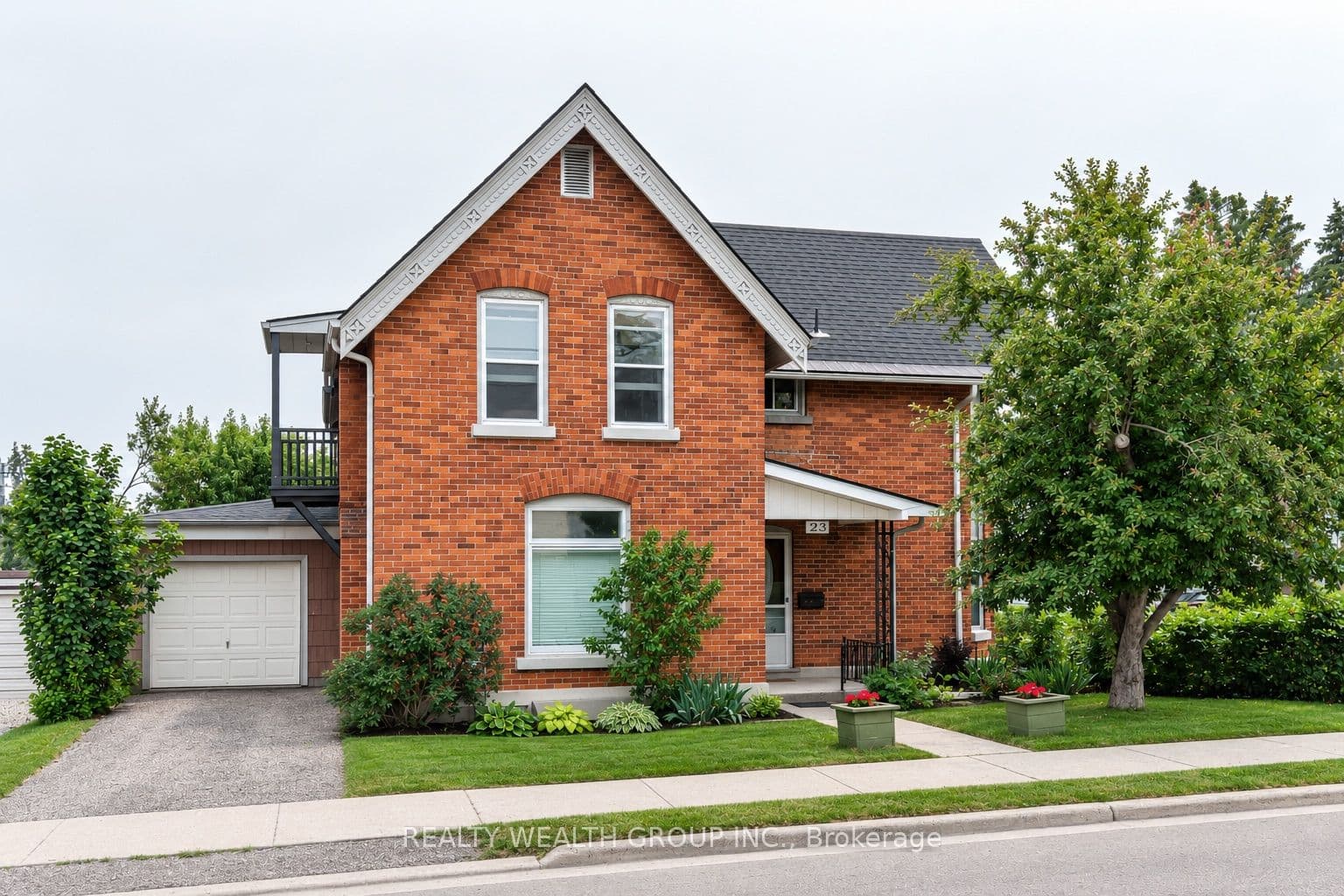 23 Penetang Street photo 1