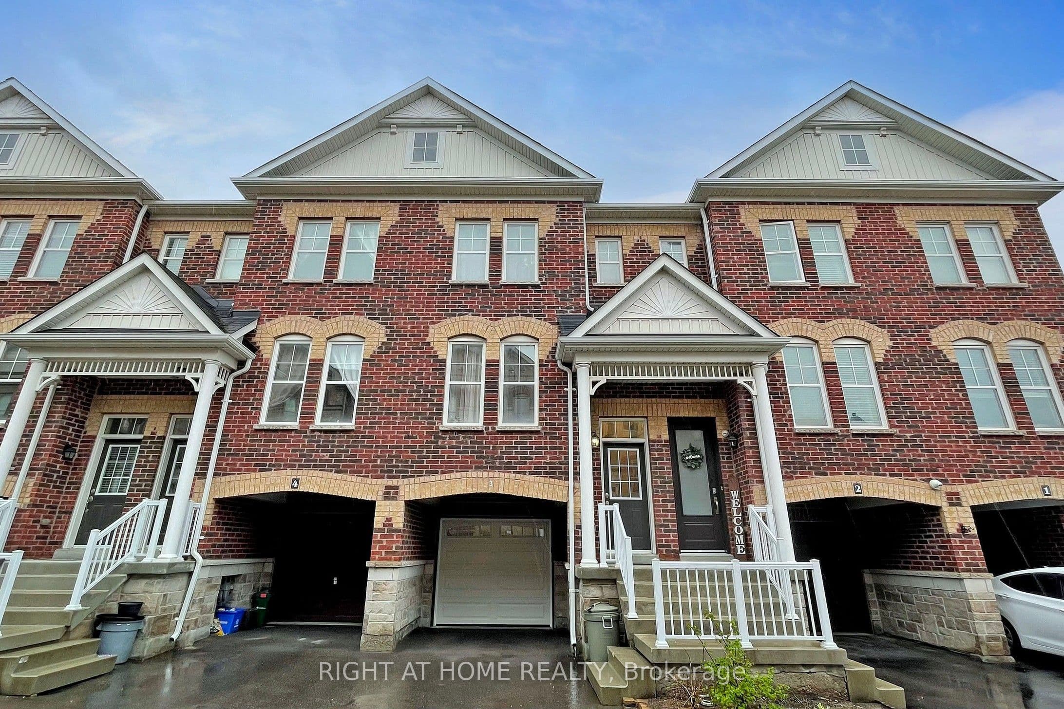 Unit 3 10 Porter Avenue photo 1