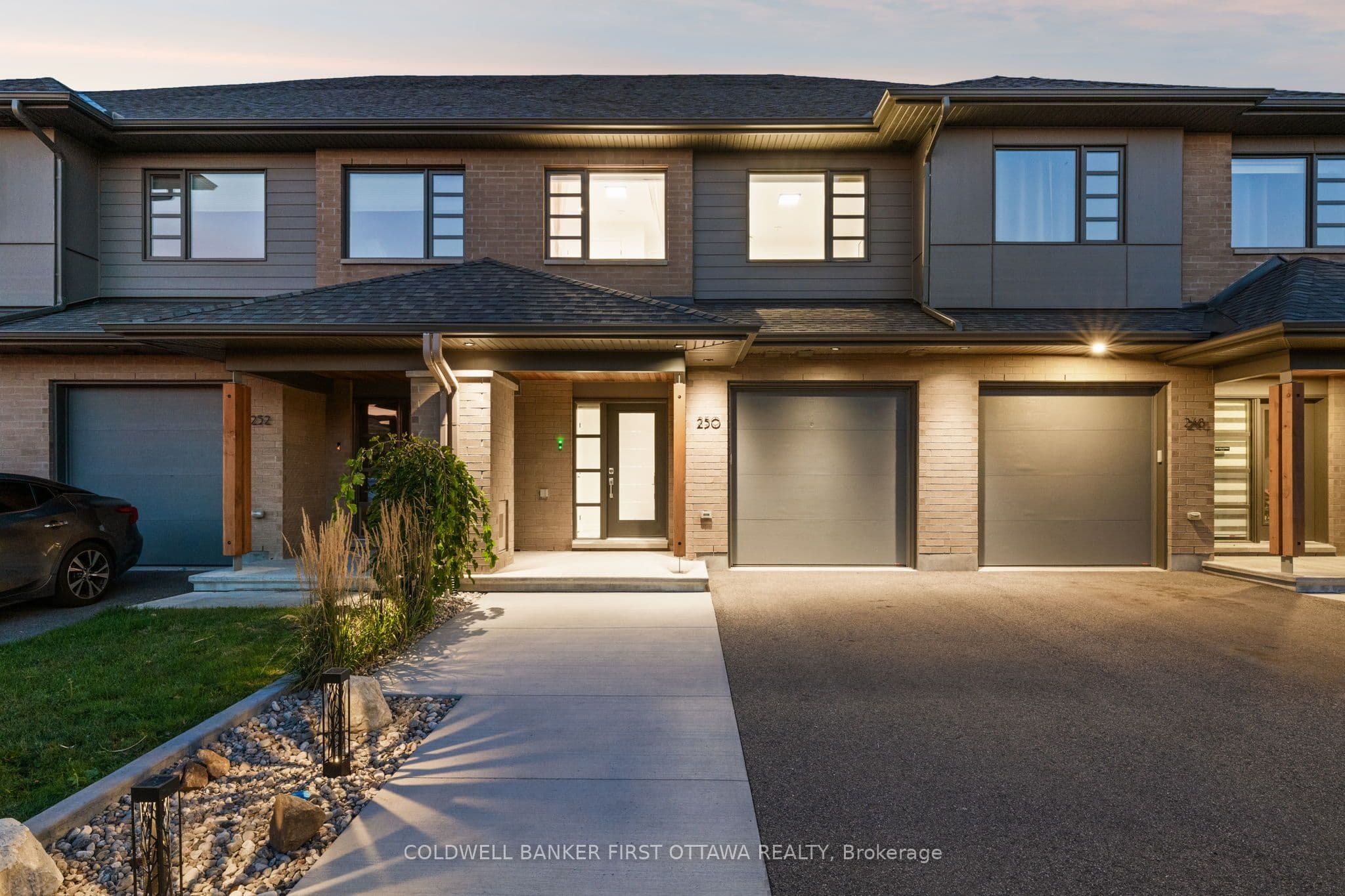 250 Big Dipper Street photo 1