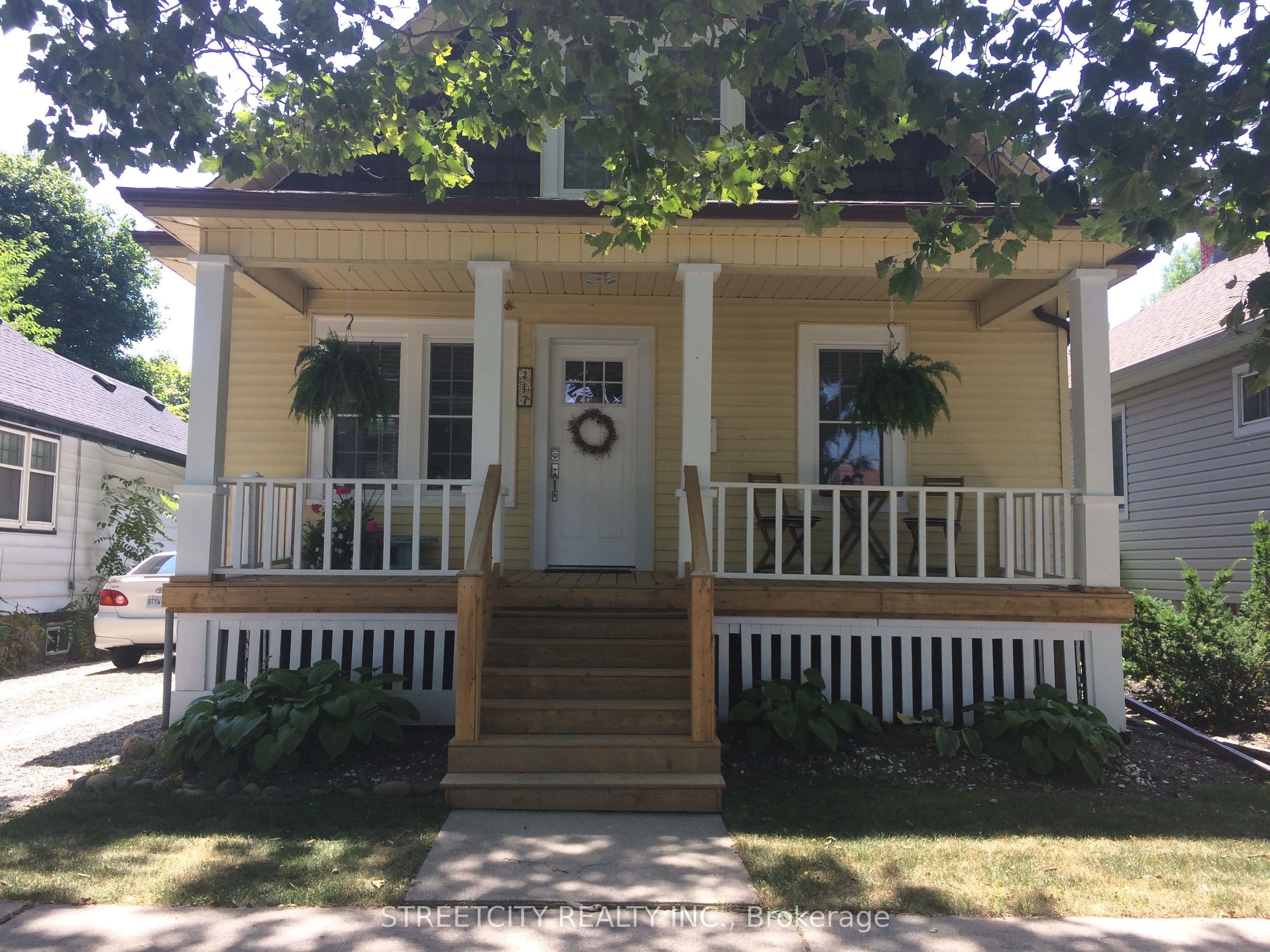 217 Kathleen Avenue photo 1