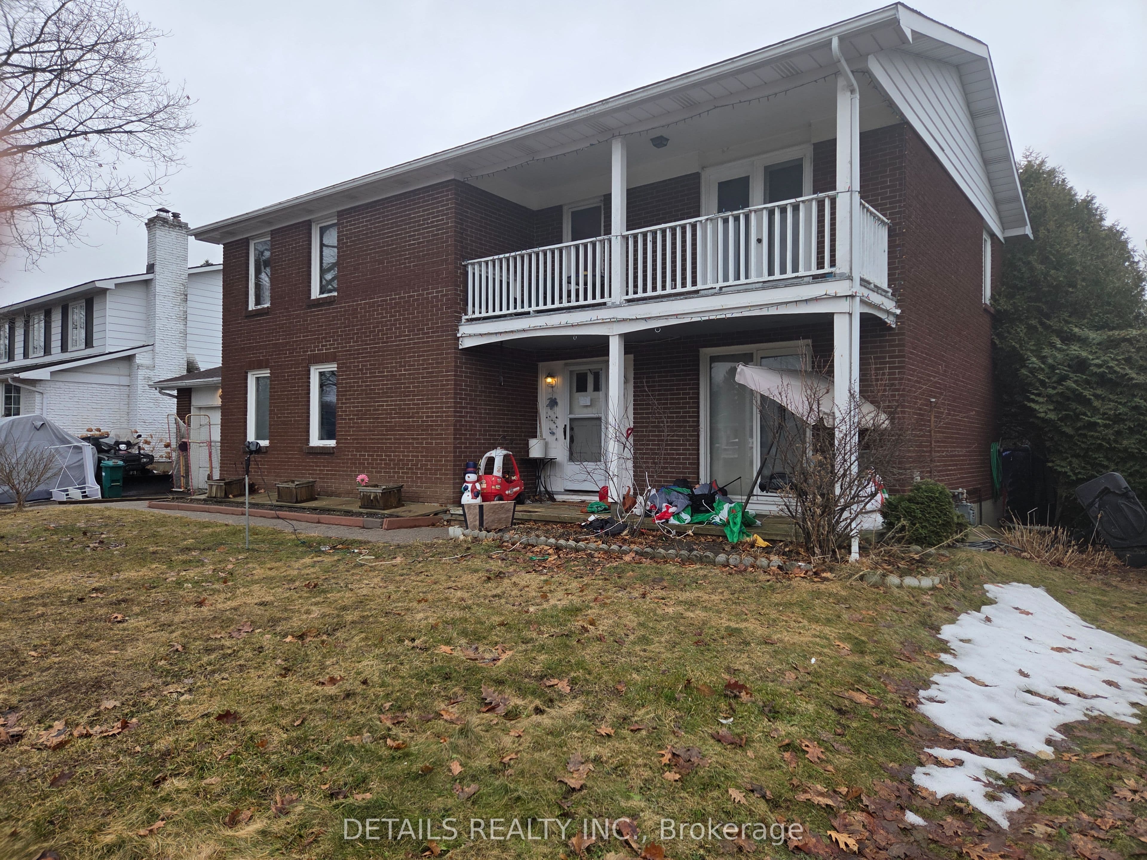 46 BEAUMARIS Drive photo 1