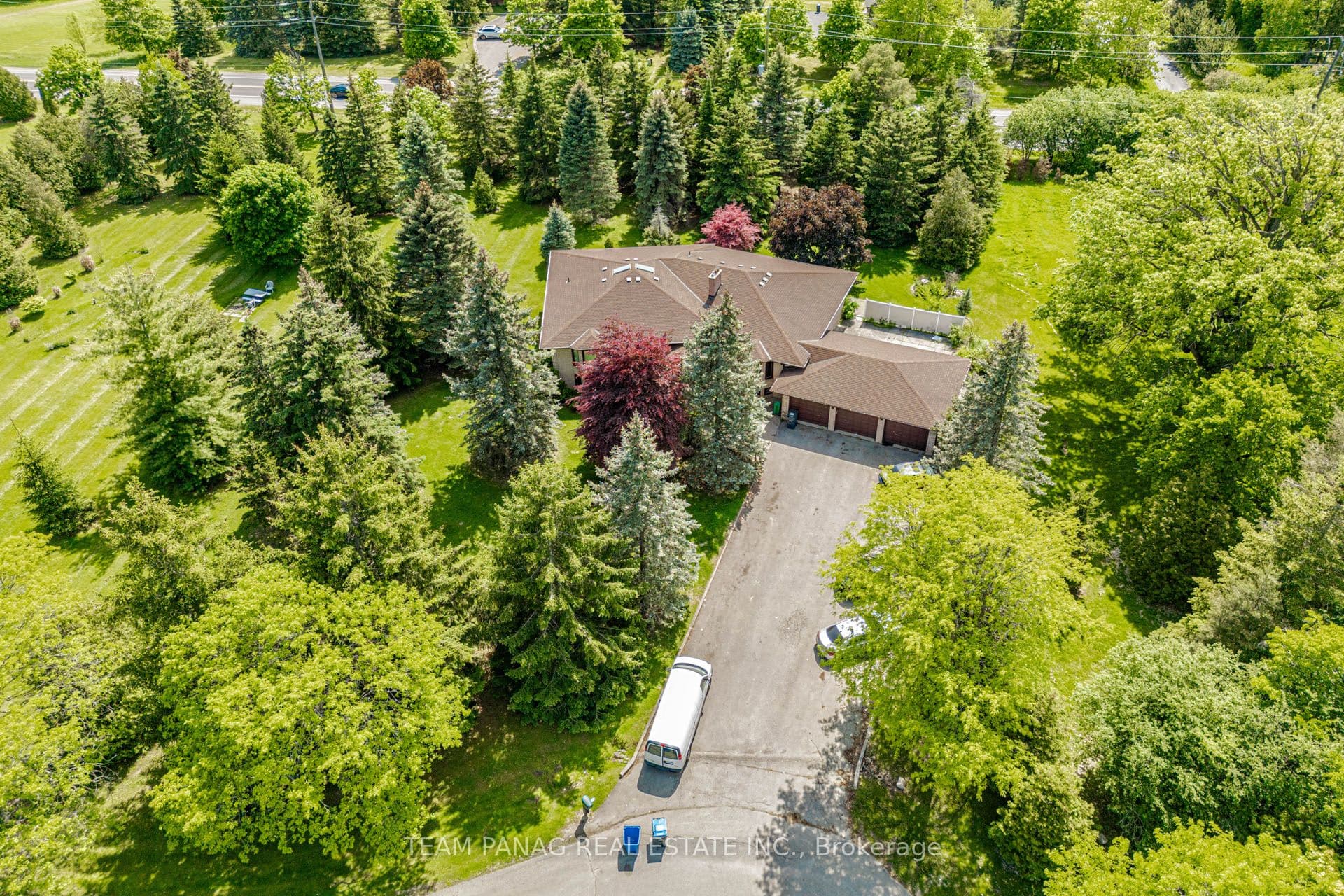 6 Forestbrook Court photo 1