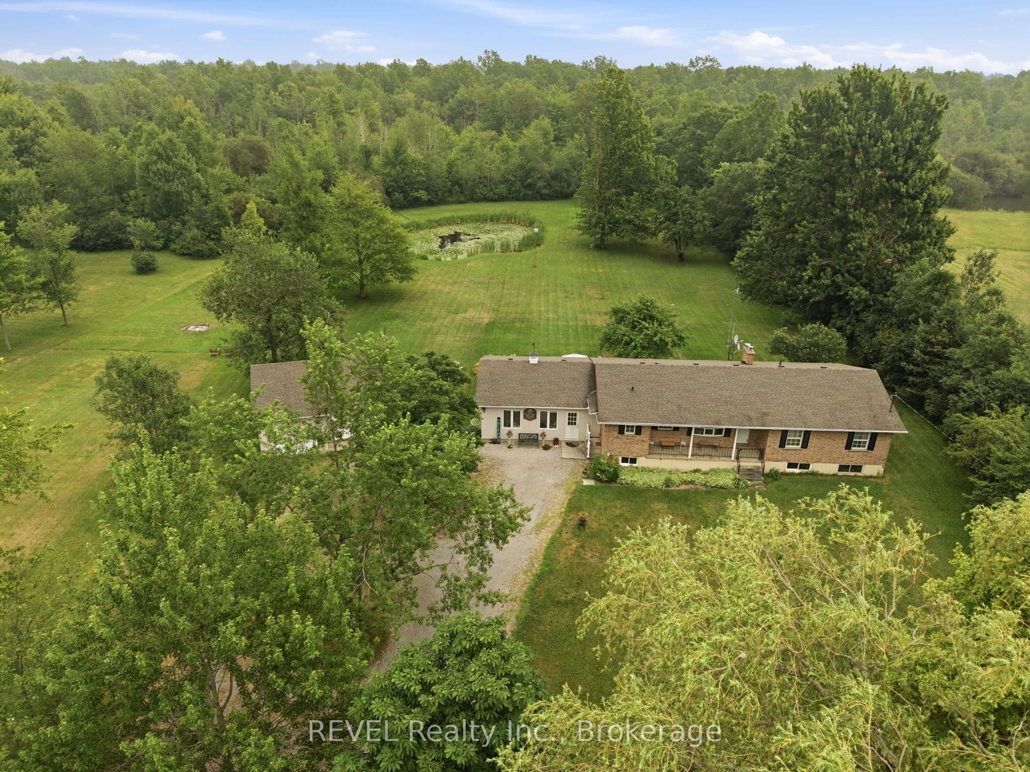 4325 White Road photo 1