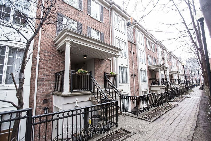Unit 208 3 Everson Drive photo 1