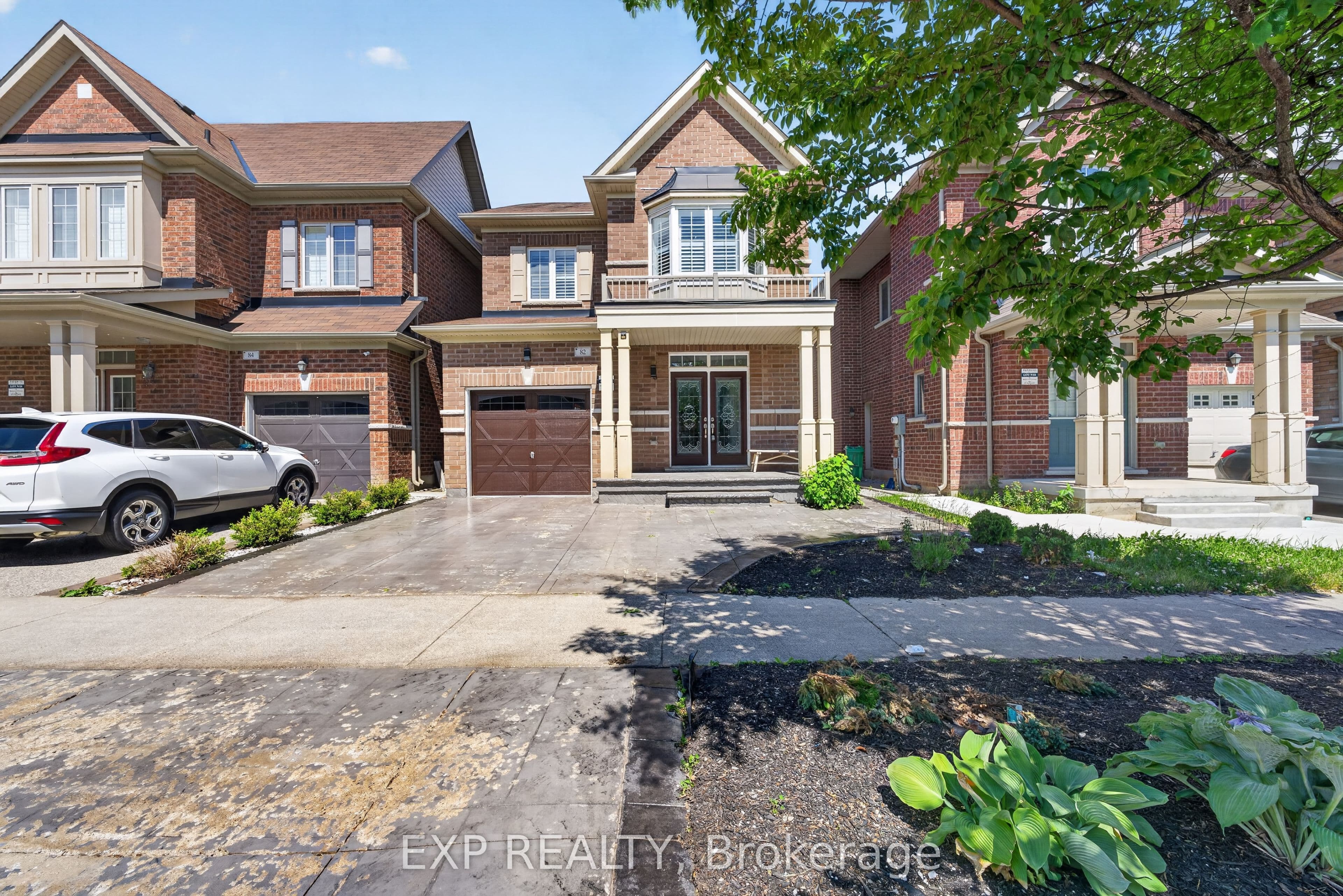82 Humberstone Crescent photo 1