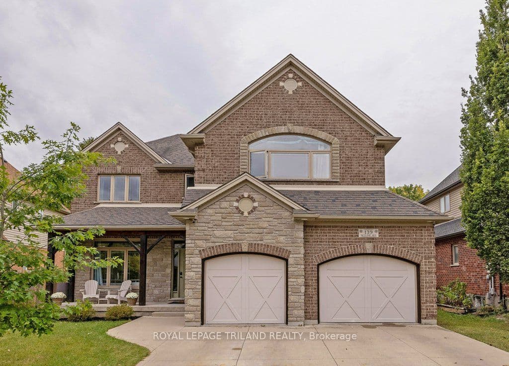 139 SKYLINE Avenue photo 1