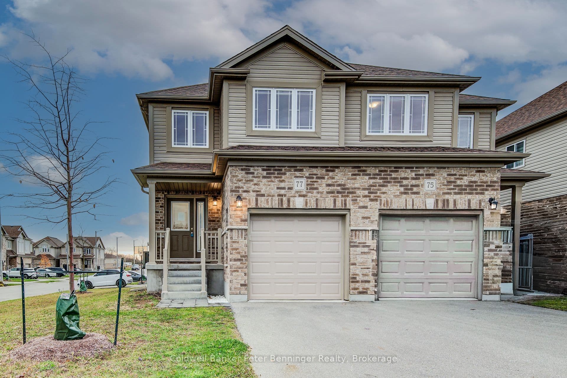 77 John Brabson Crescent photo 1