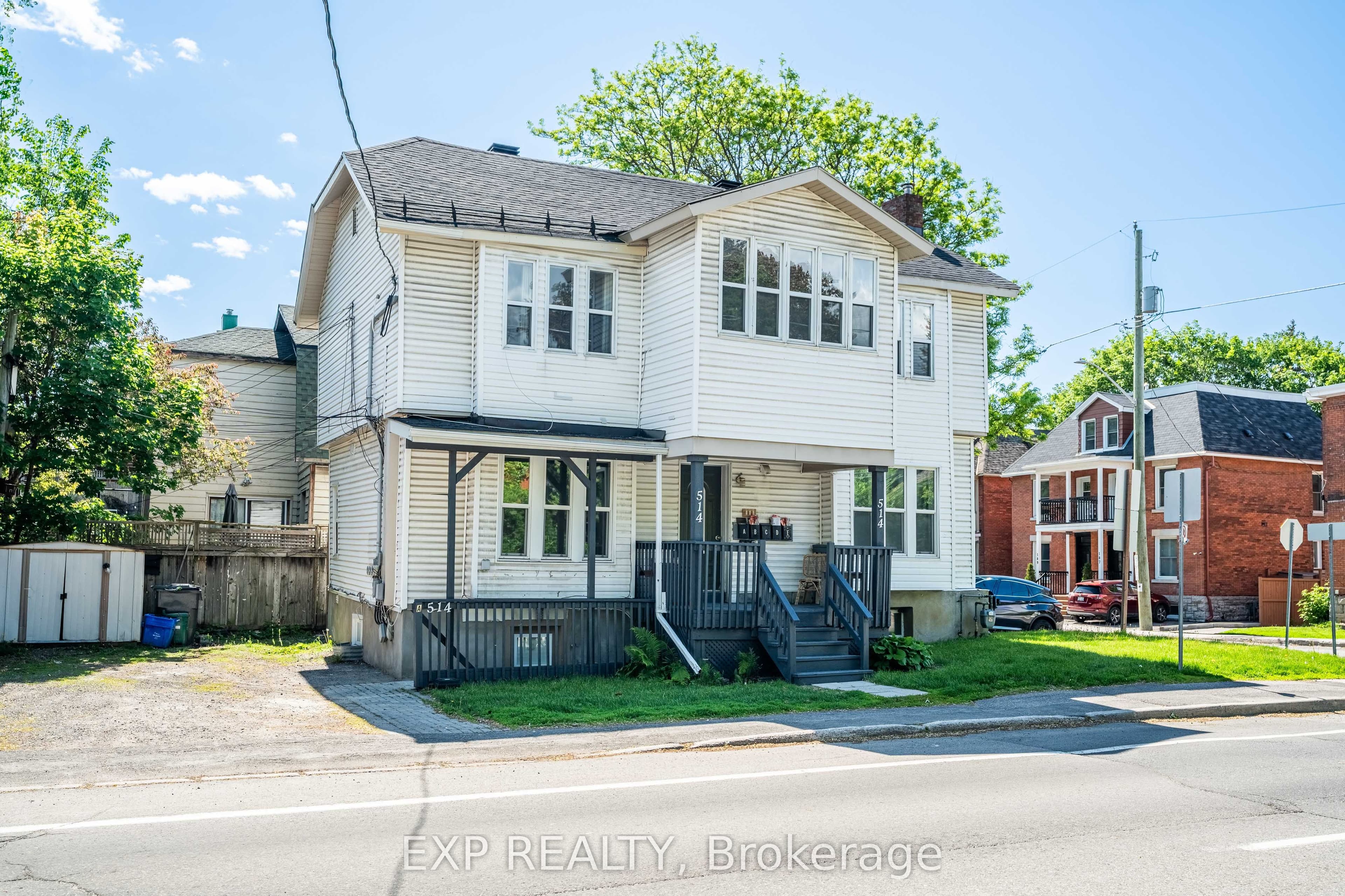 514 Lyon Street photo 1