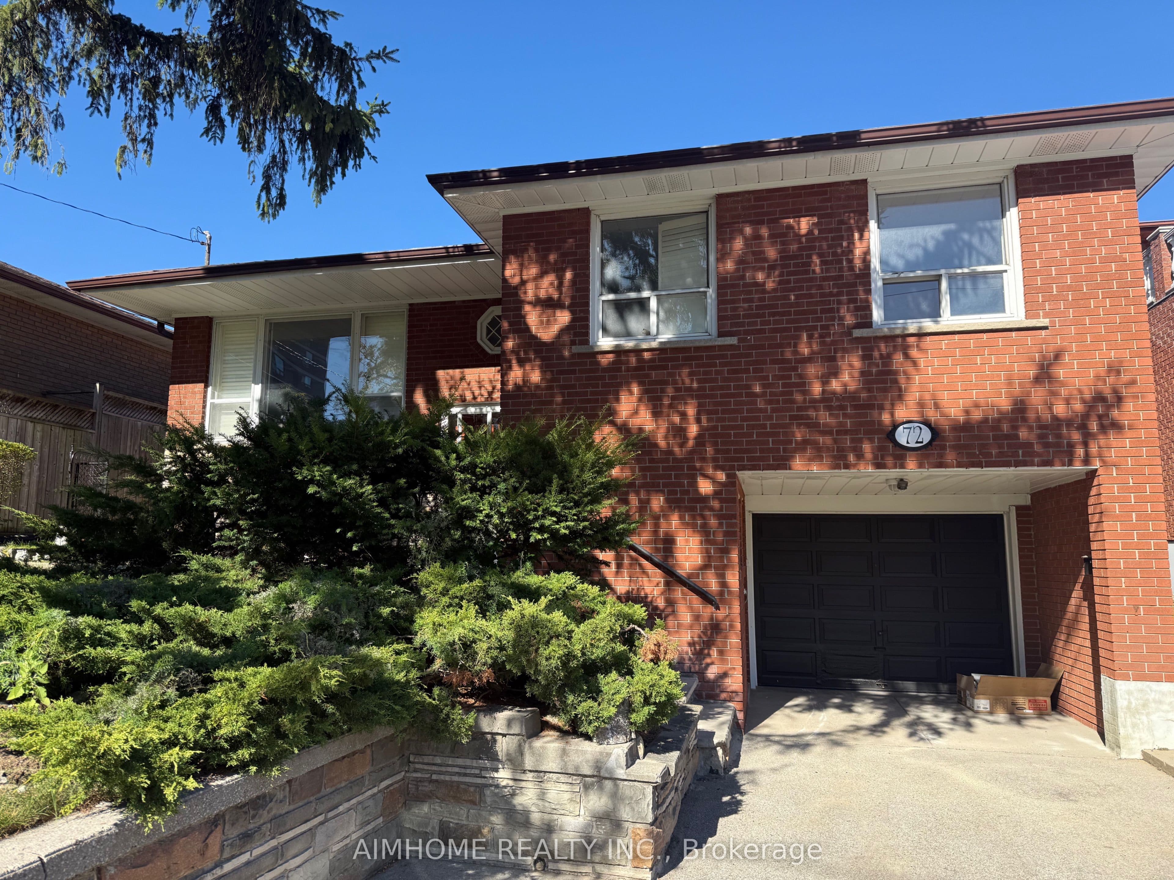 Unit #2 room 68 Claver Avenue photo 1