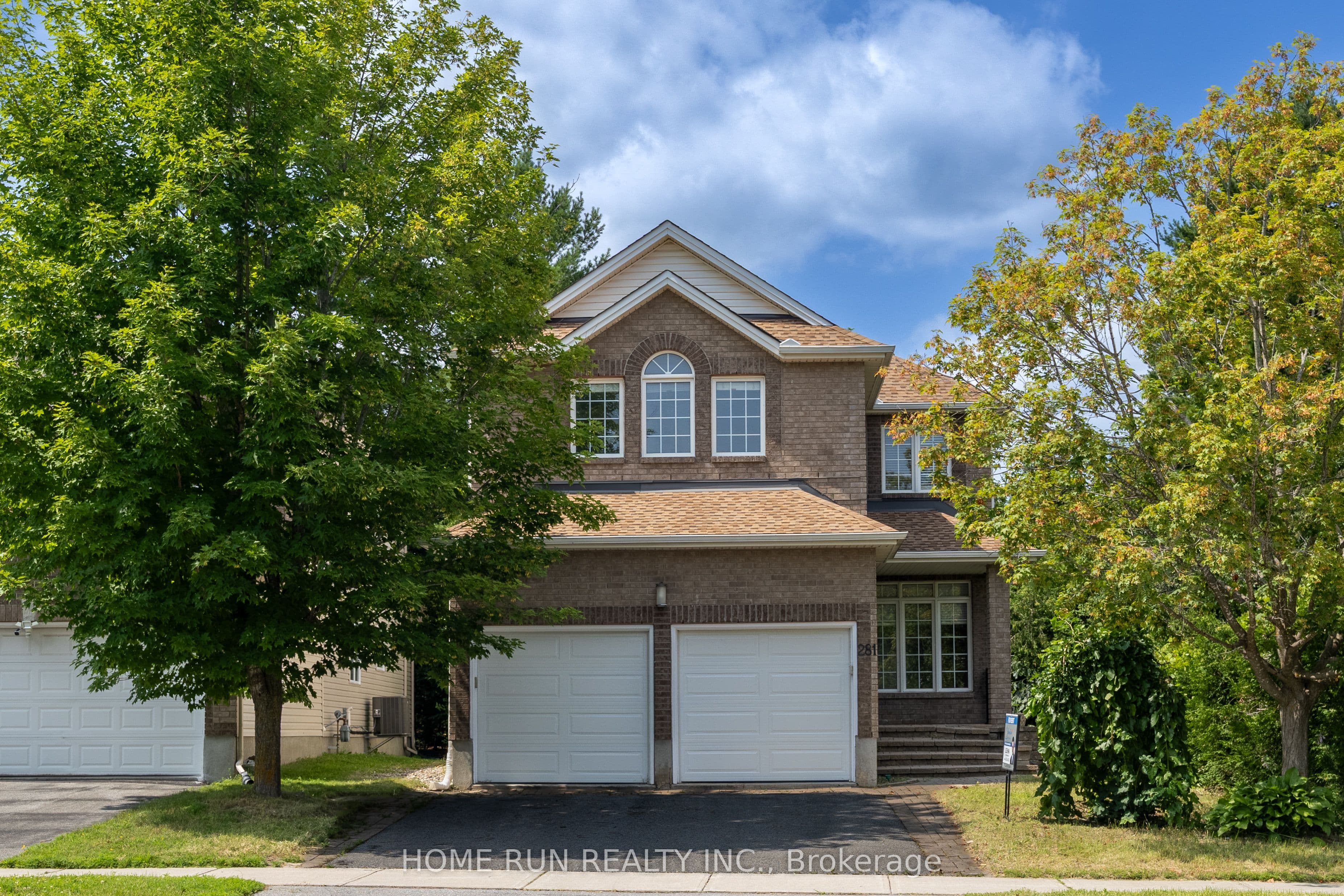 281 Goldridge Drive photo 1