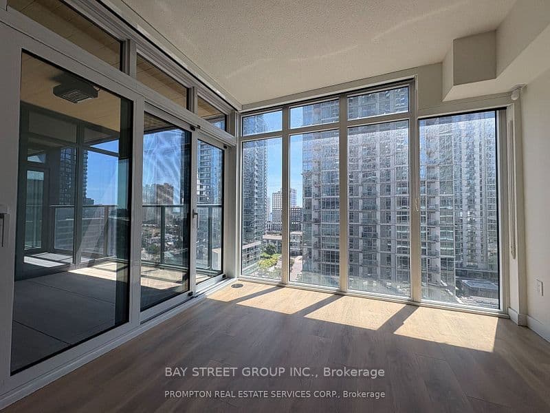 Unit 912 1 Concord Cityplace Way photo 1