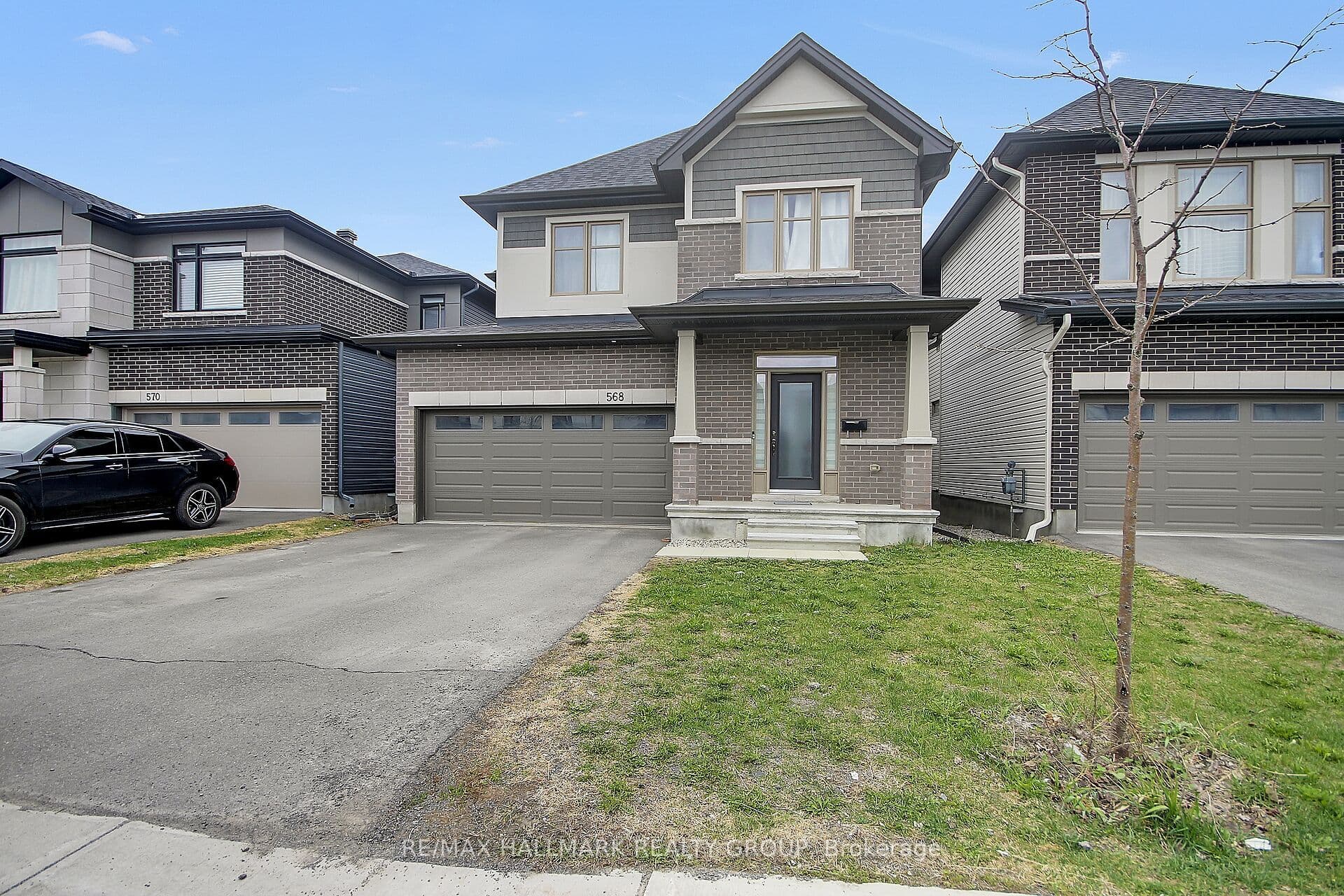 568 Bobolink Ridge photo 1