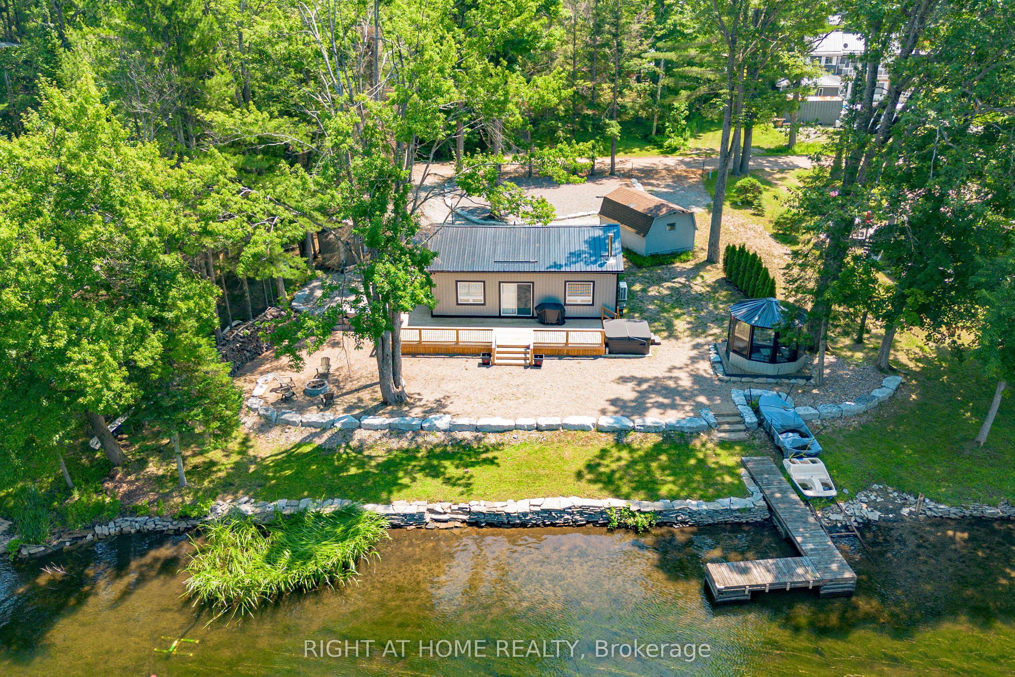 11 Little Bay Drive photo 1