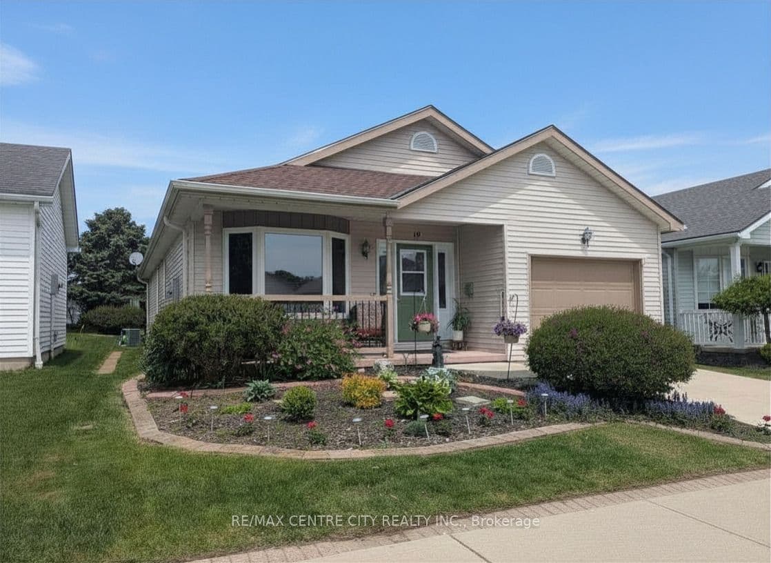 19 Brasher Drive photo 1