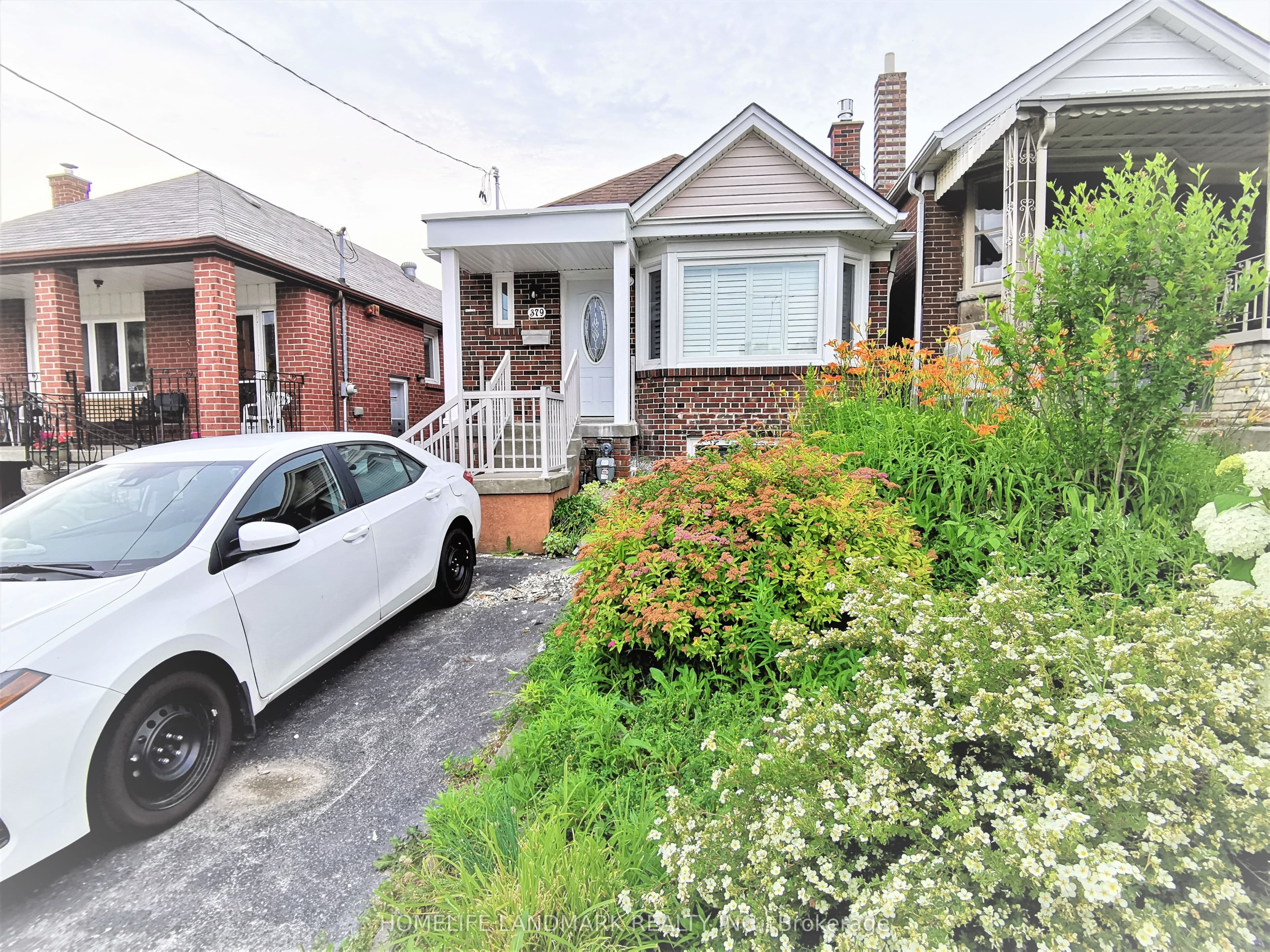 Unit Main 379 Whitmore Avenue photo 1