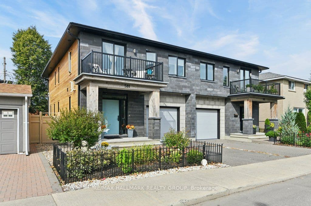 581 Queen Mary Street photo 1