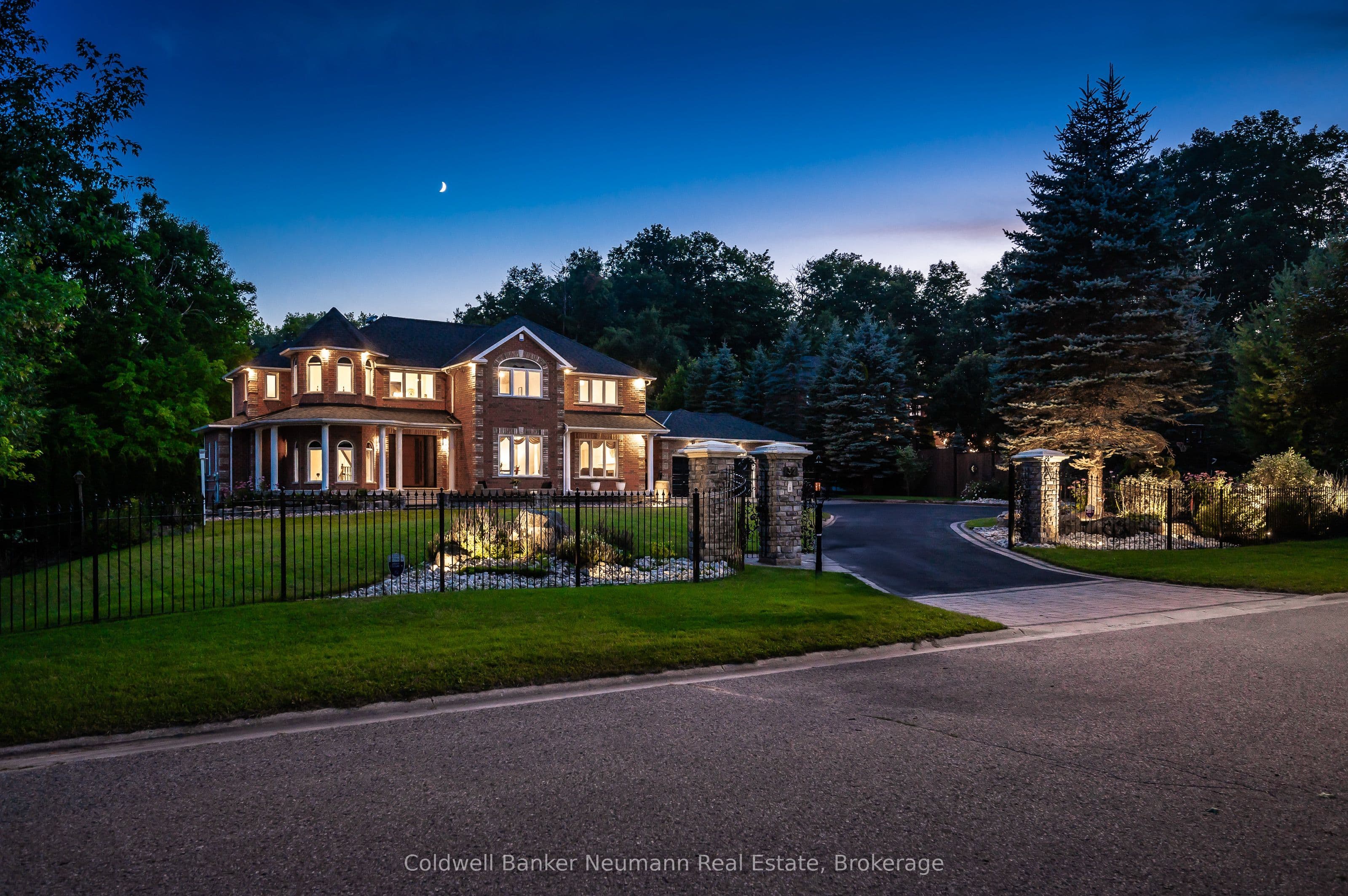32 Forest Ridge Road photo 1
