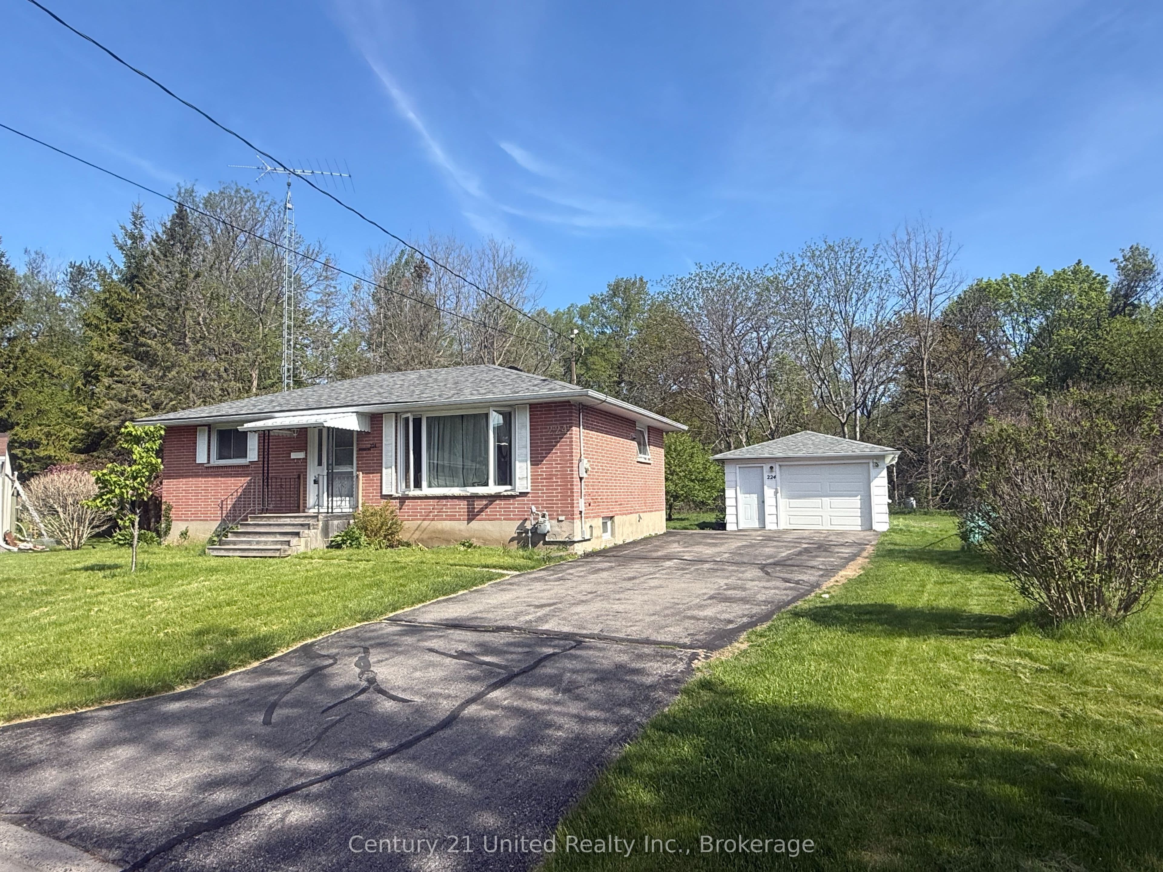 224 Nickerson Drive photo 1