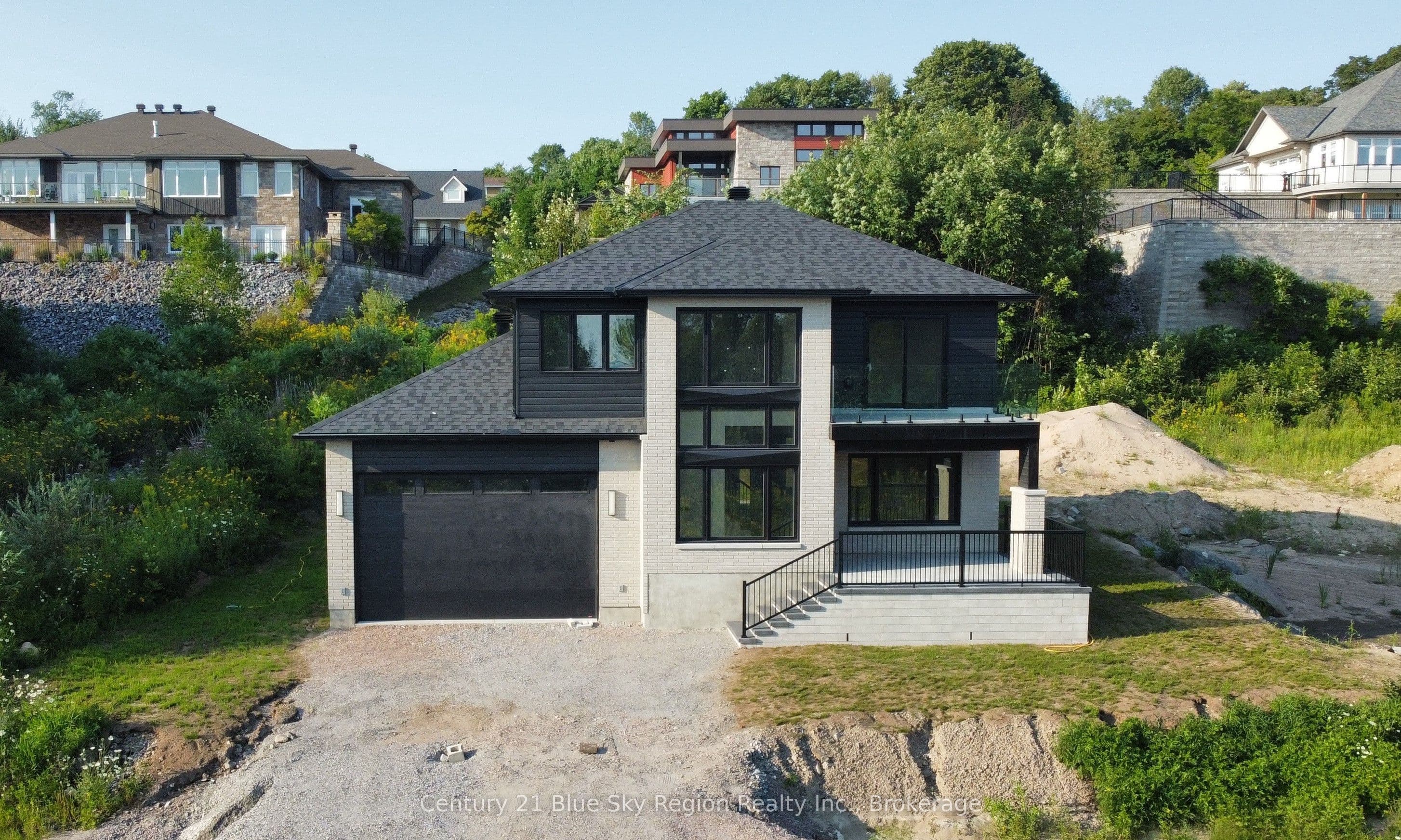 79 Kenreta Drive photo 1