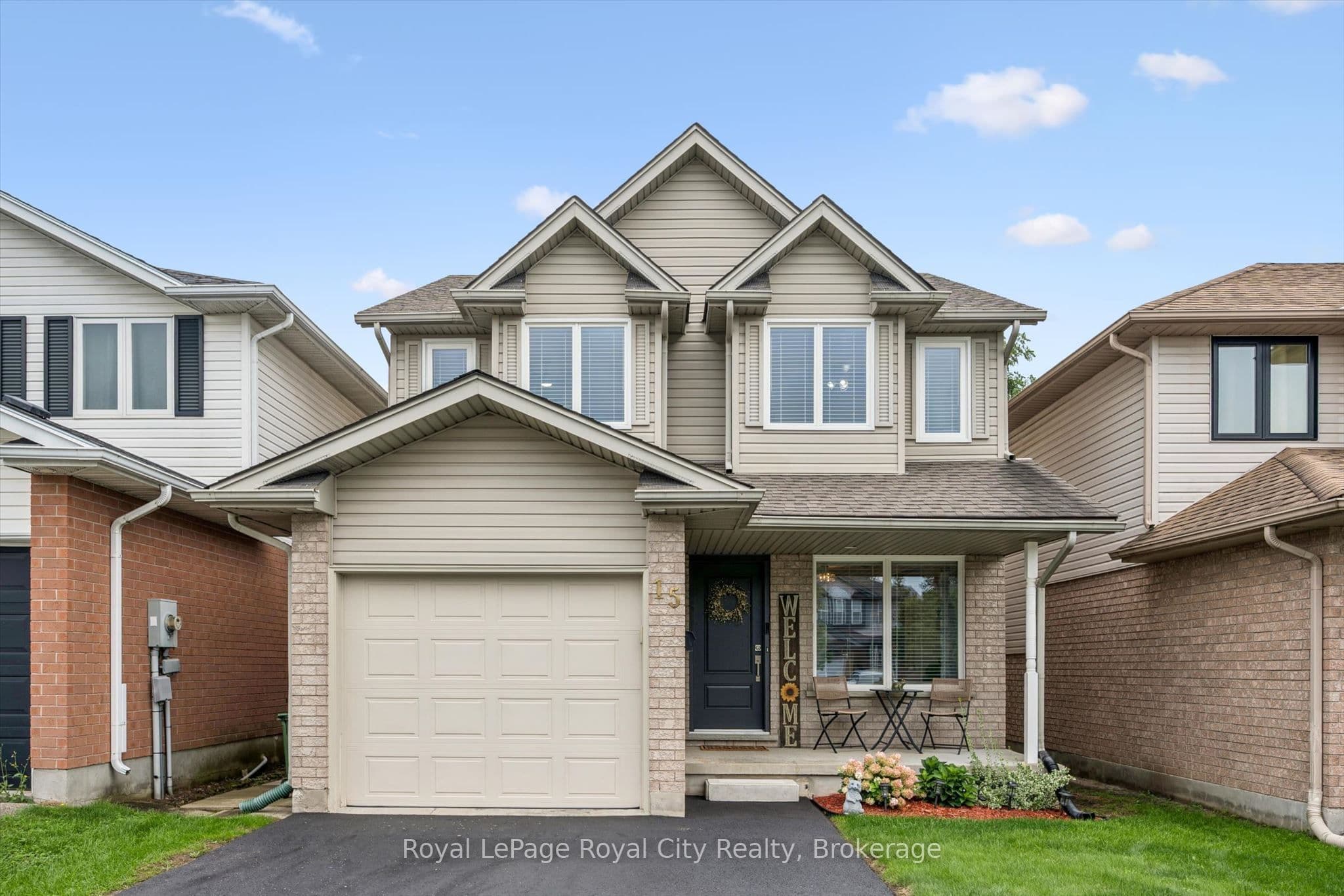 15 Trailbrook Lane photo 1