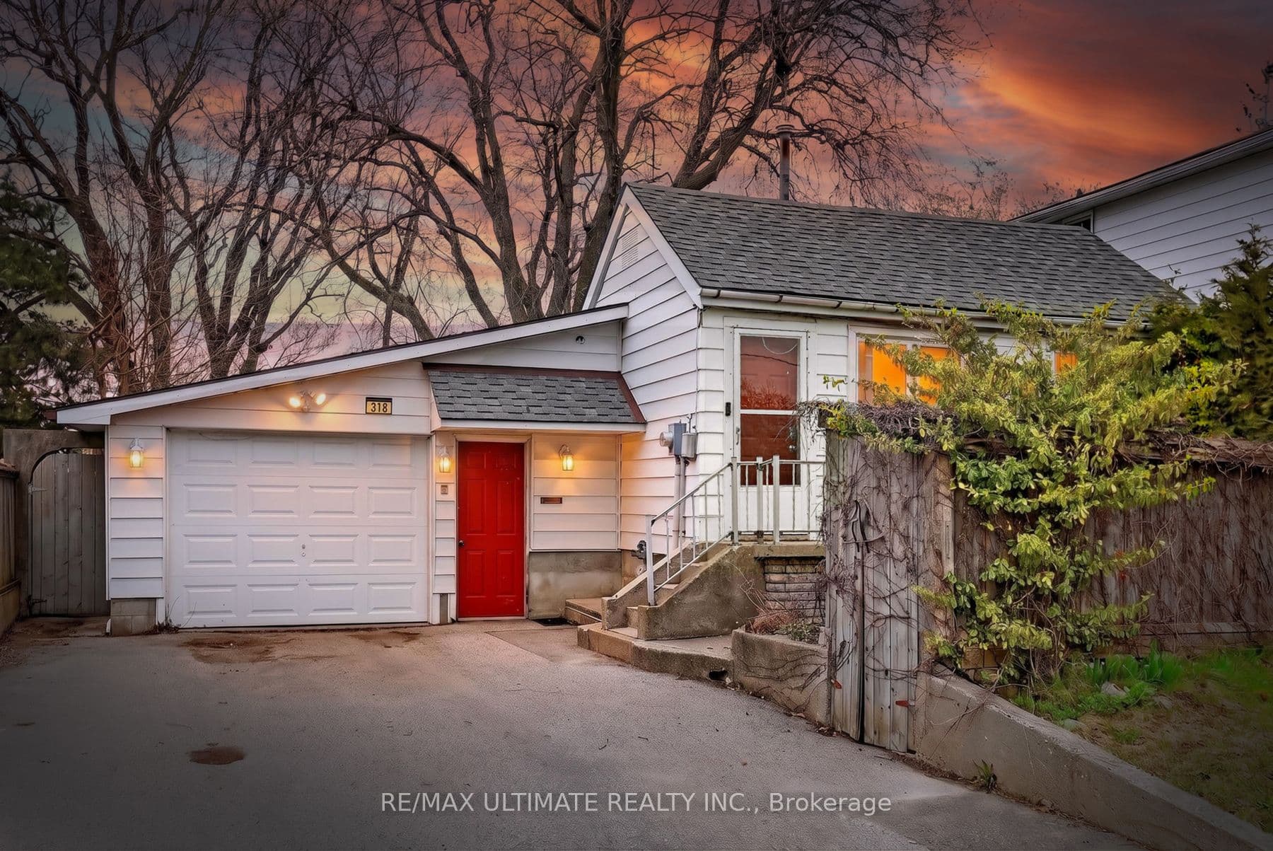 378 Kennedy Road photo 1
