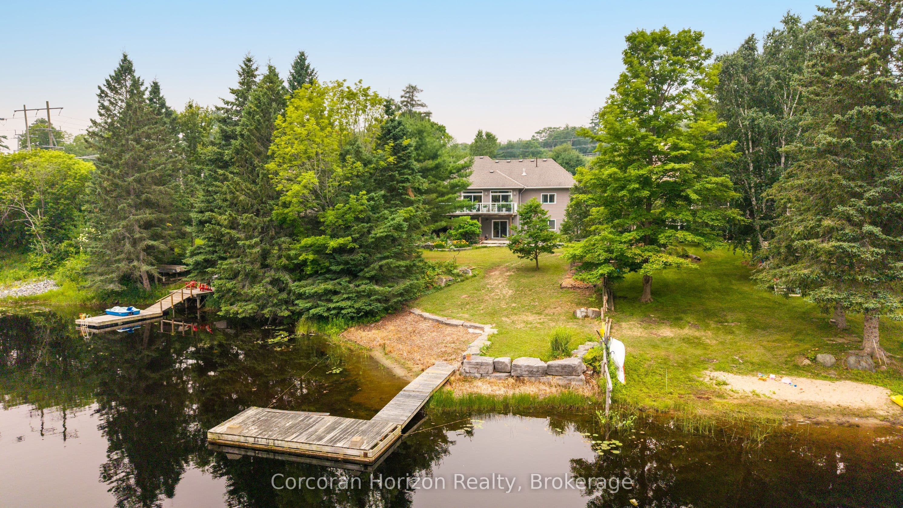131 William Street photo 1