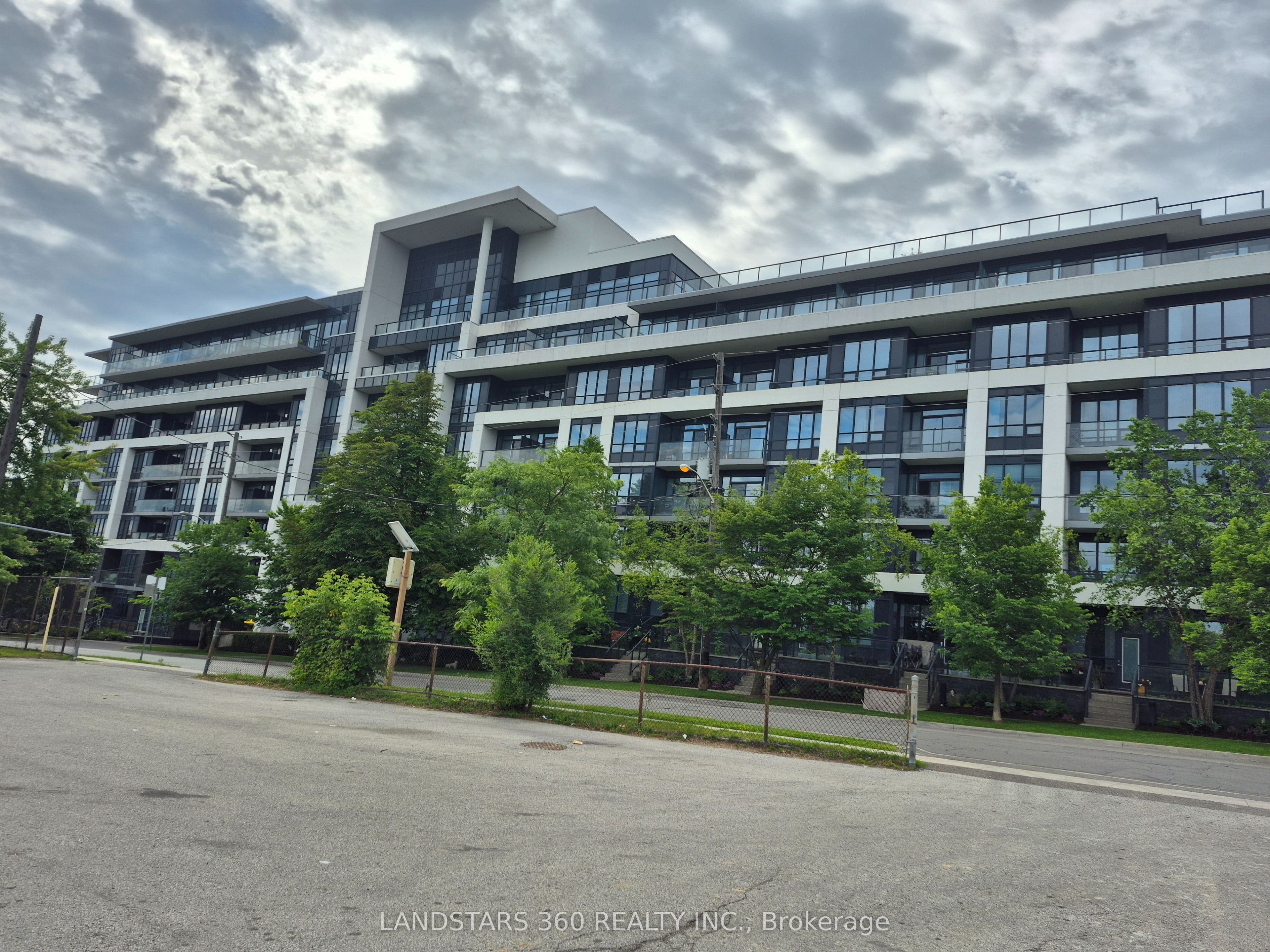 Unit 615 399 Spring Garden Avenue photo 1