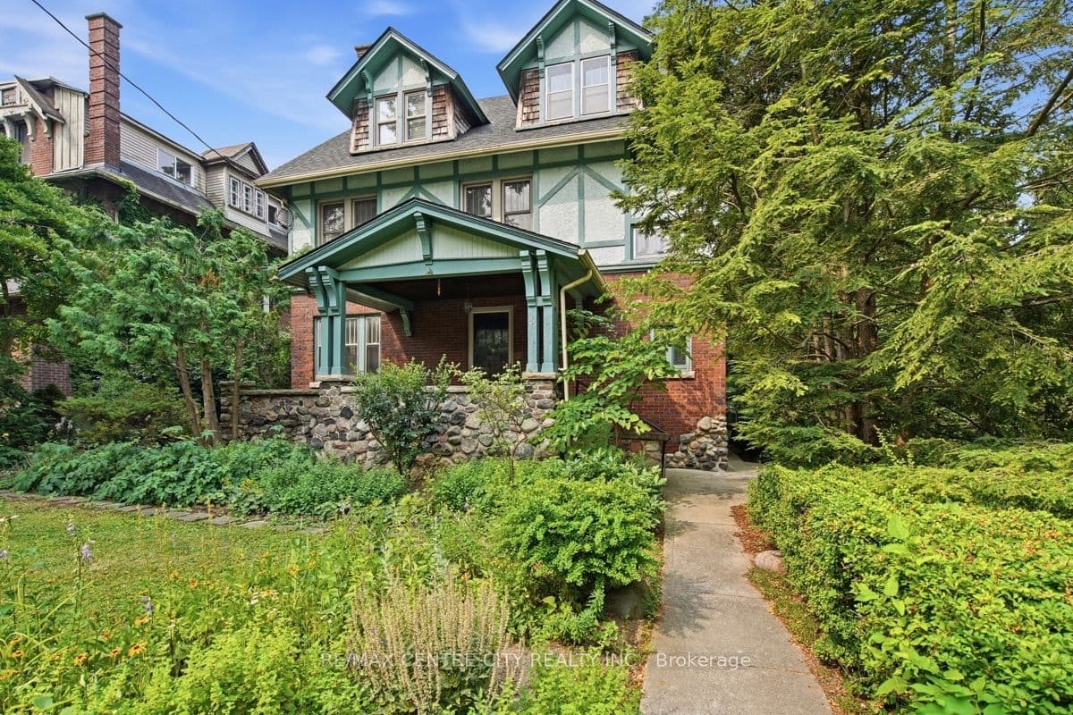 927 Richmond Street photo 1