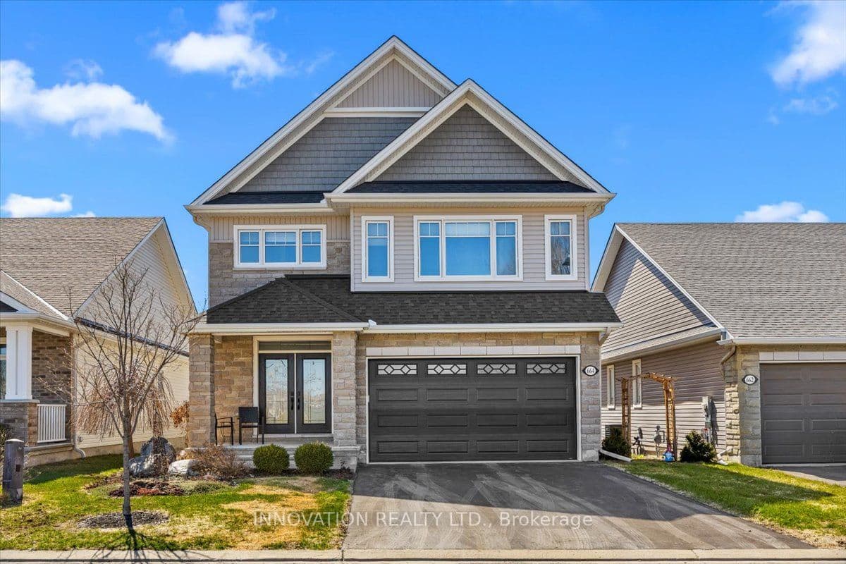 664 Baie Des Castors Street photo 1