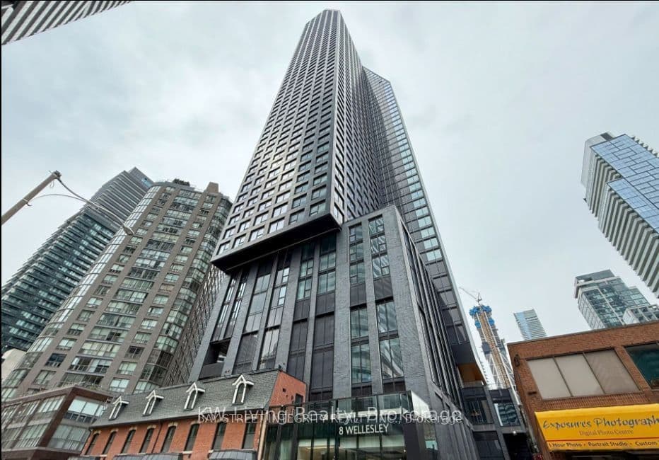 Unit 4616 8 Wellesley Street photo 1