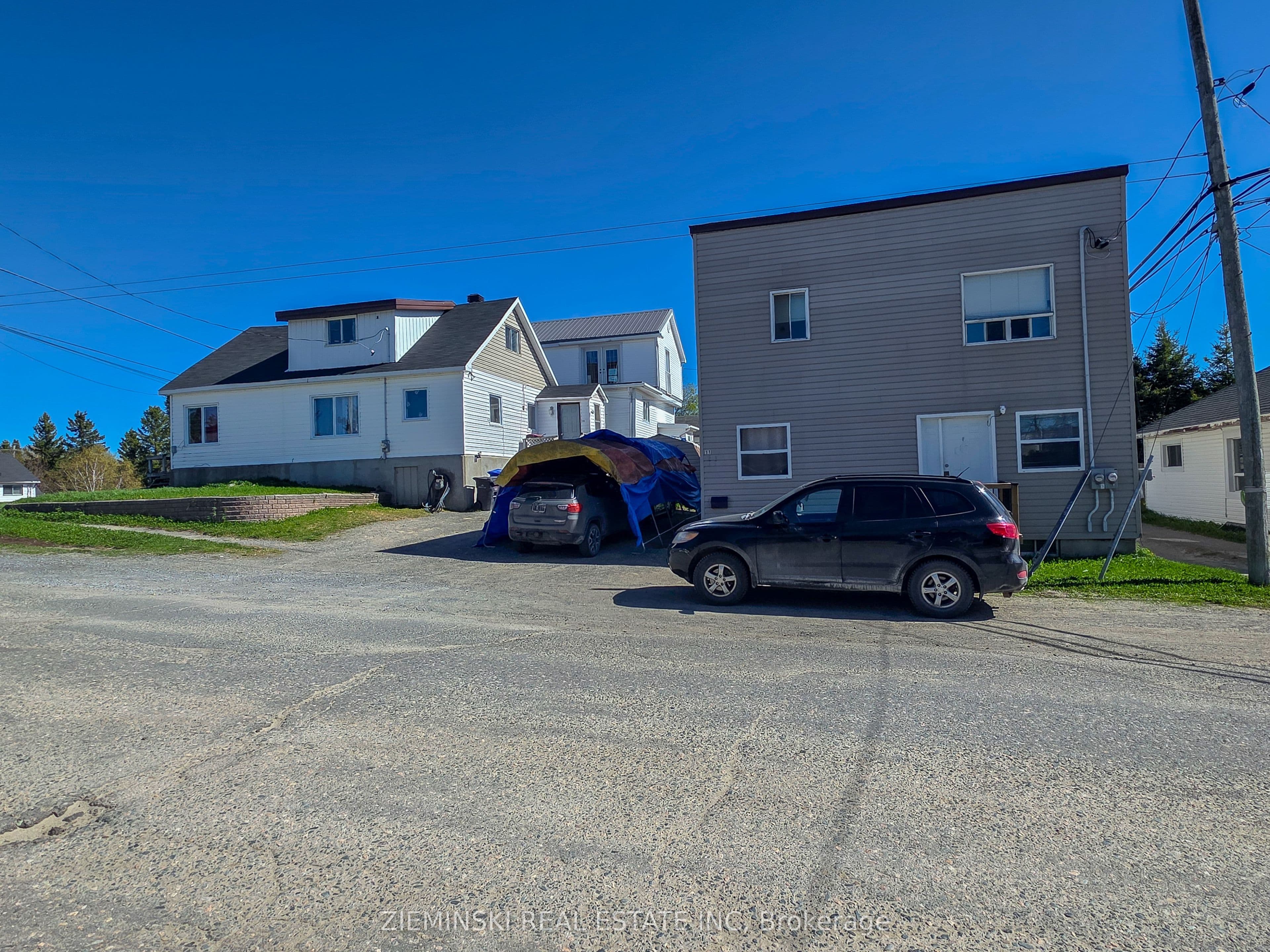 115 Pollock Street photo 1